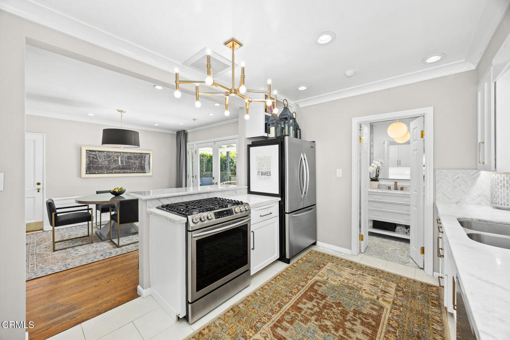 Pasadena, California, 91107, United States, 2 Bedrooms Bedrooms, ,1 BathroomBathrooms,Residential,For Sale,1988268