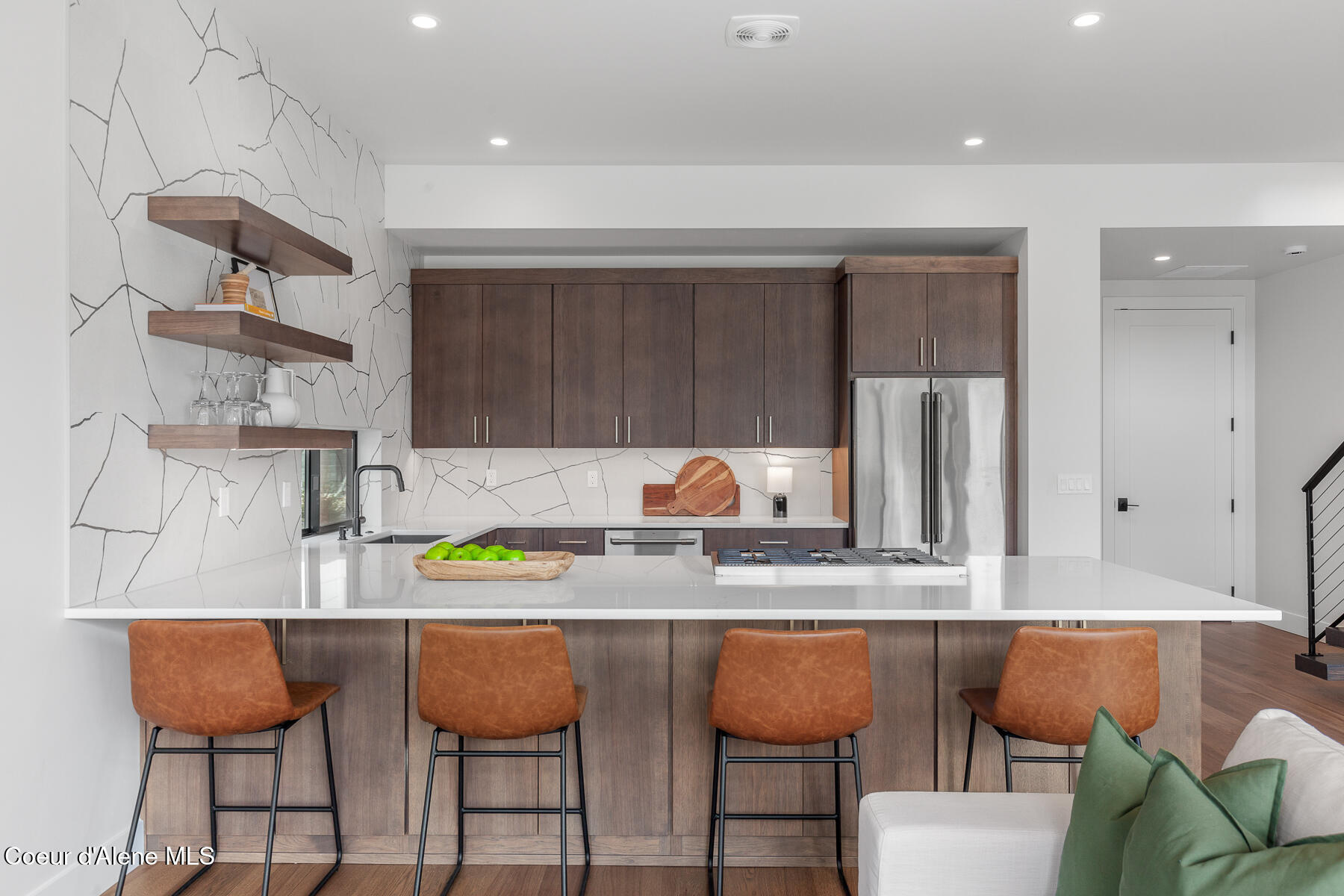 Coeur d'Alene, Idaho, 83815, United States, 2 Bedrooms Bedrooms, ,3 BathroomsBathrooms,Residential,For Sale,2006404