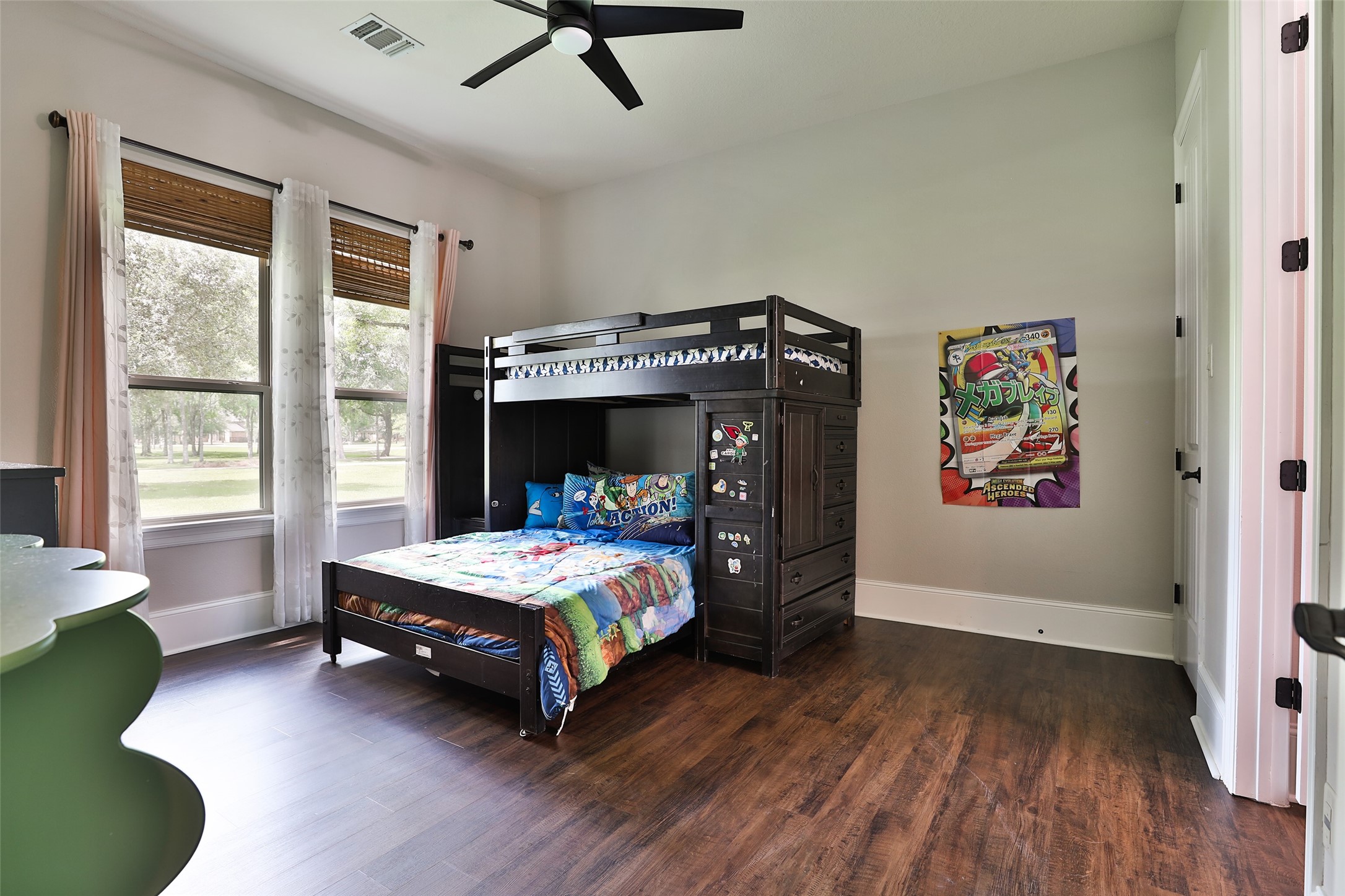  3422 Woodbine Drive - 物件實景