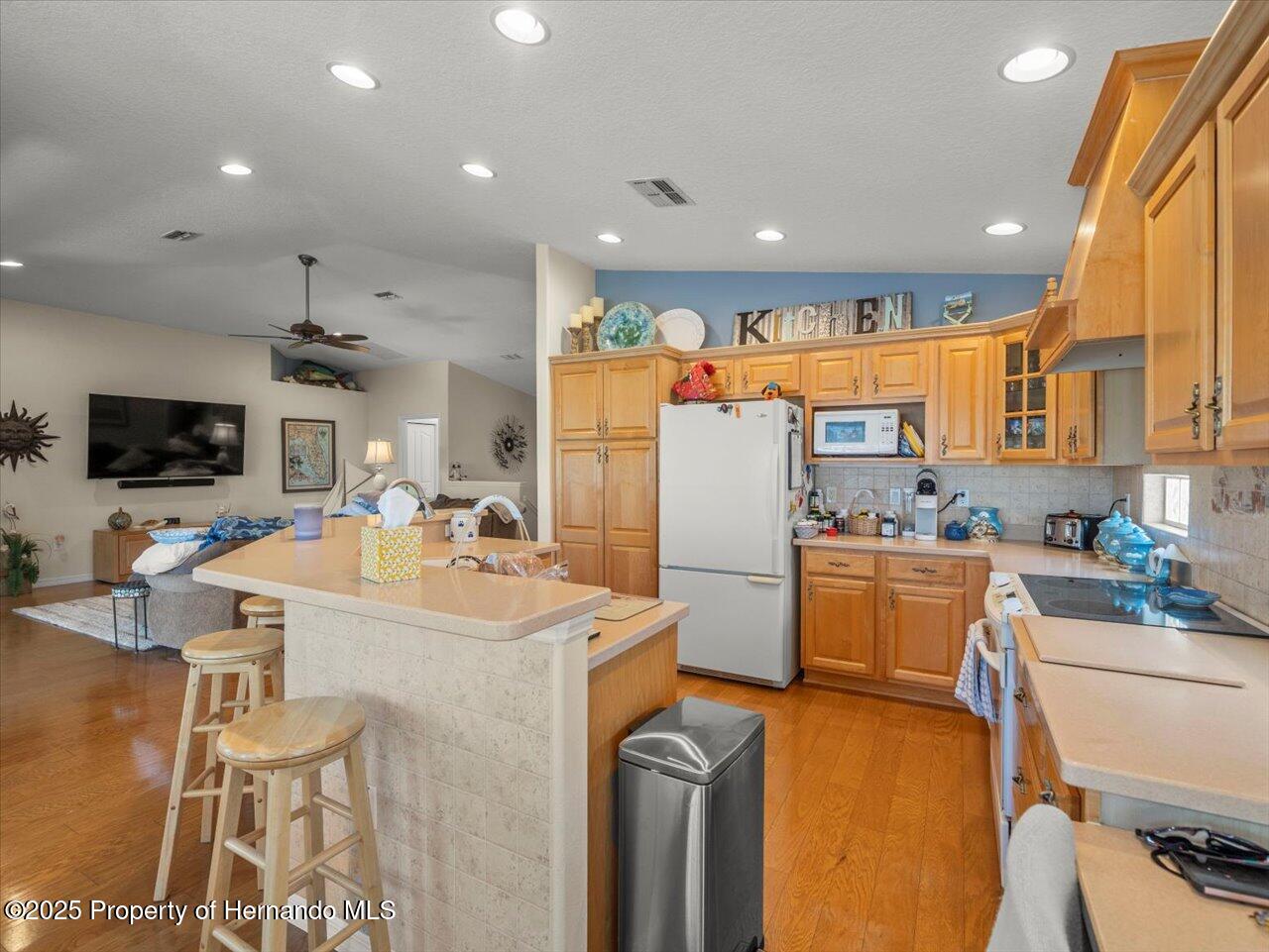 Hernando Beach, Florida, 34607, United States, 3 Bedrooms Bedrooms, ,3 BathroomsBathrooms,Residential,For Sale,1819275