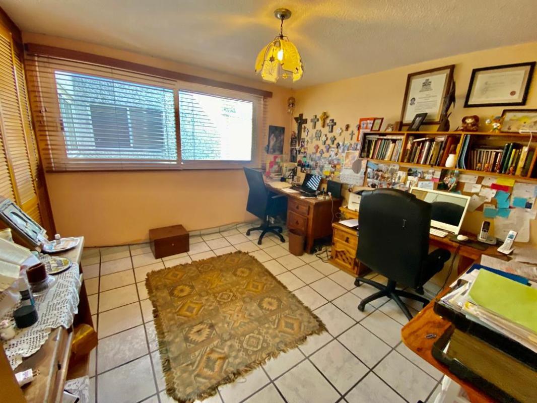 Lomas de San Mateo, Naucalpan de Juárez, Estado de México, 53227, Mexico, 4 Bedrooms Bedrooms, ,4 BathroomsBathrooms,Residential,For Sale,Lomas de San Mateo,1442481