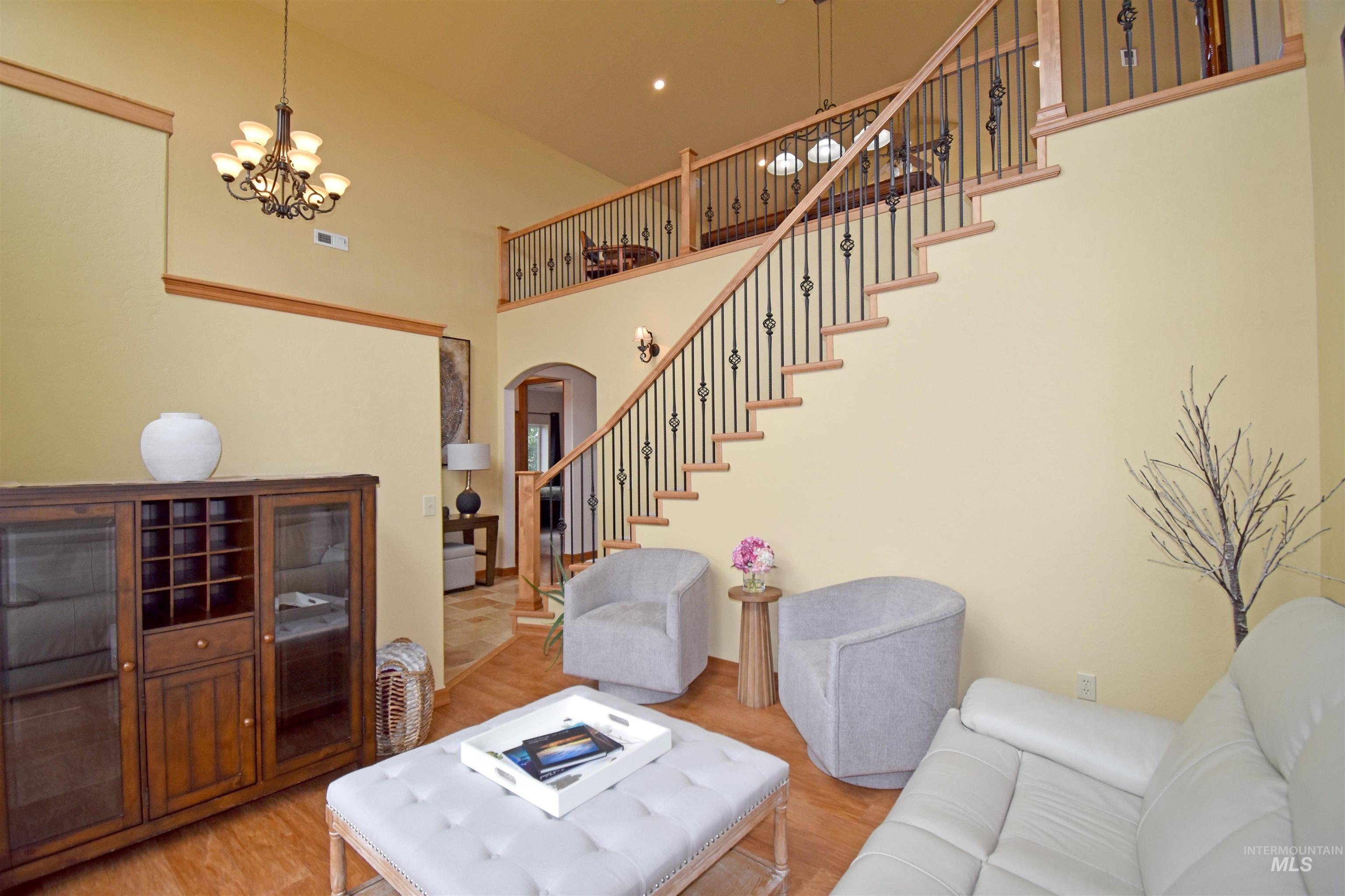 Clarkston, Washington, 99403, United States, 4 Bedrooms Bedrooms, ,3 BathroomsBathrooms,Residential,For Sale,1974298