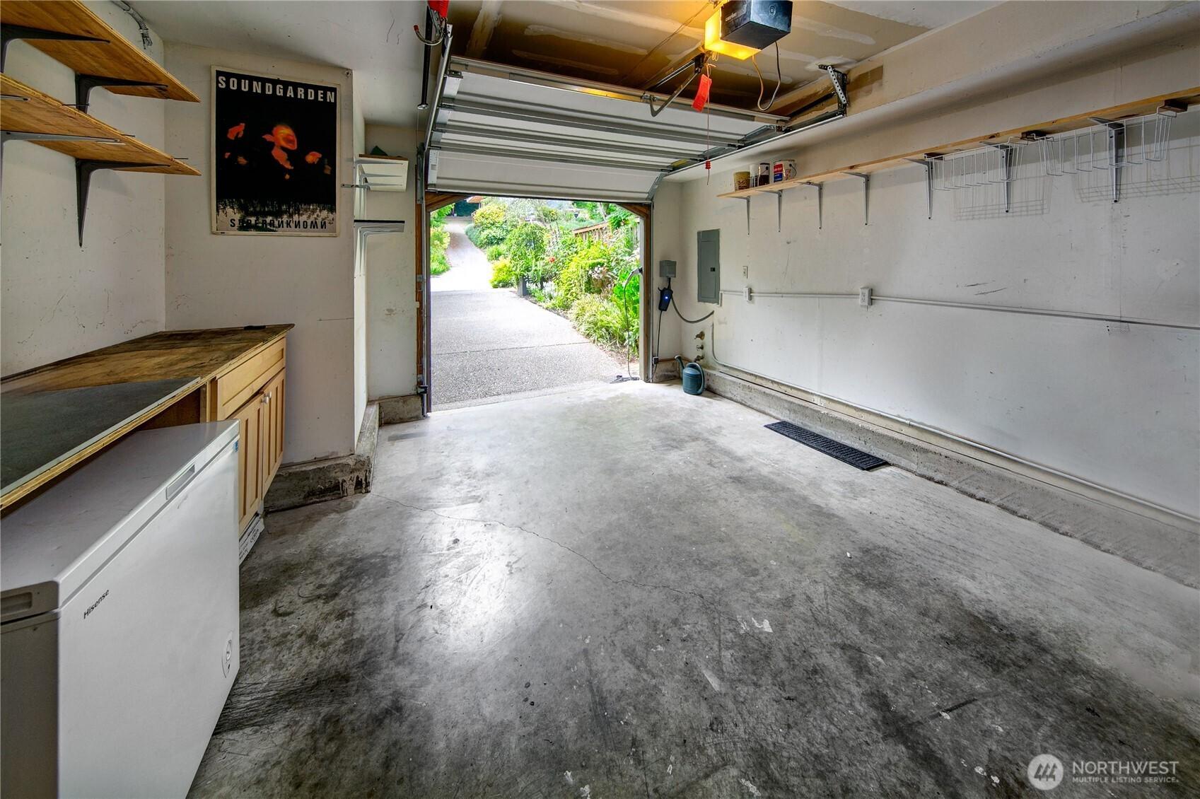 SEATTLE, Washington, 98112, United States, 3 Bedrooms Bedrooms, ,3 BathroomsBathrooms,Residential,For Sale,1875763