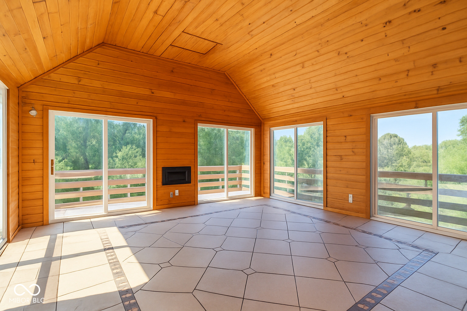 Fairland, Indiana, 46126, United States, 5 Bedrooms Bedrooms, ,4 BathroomsBathrooms,Residential,For Sale,1976010