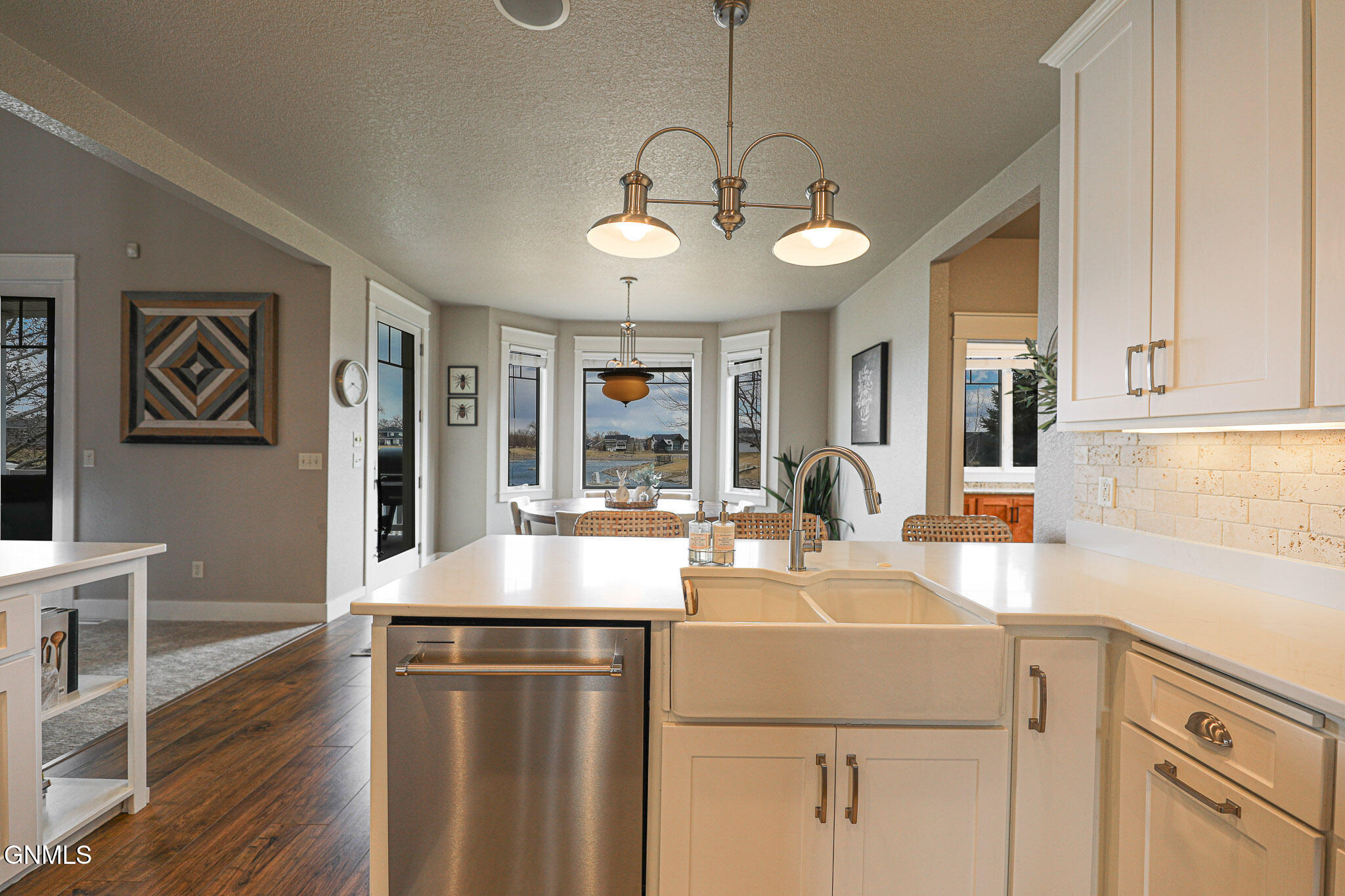 Bismarck, North Dakota, 58503, United States, 6 Bedrooms Bedrooms, ,5 BathroomsBathrooms,Residential,For Sale,1810584