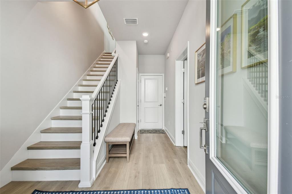 Sarasota, Florida, 34237, United States, 3 Bedrooms Bedrooms, ,4 BathroomsBathrooms,Residential,For Sale,1862311