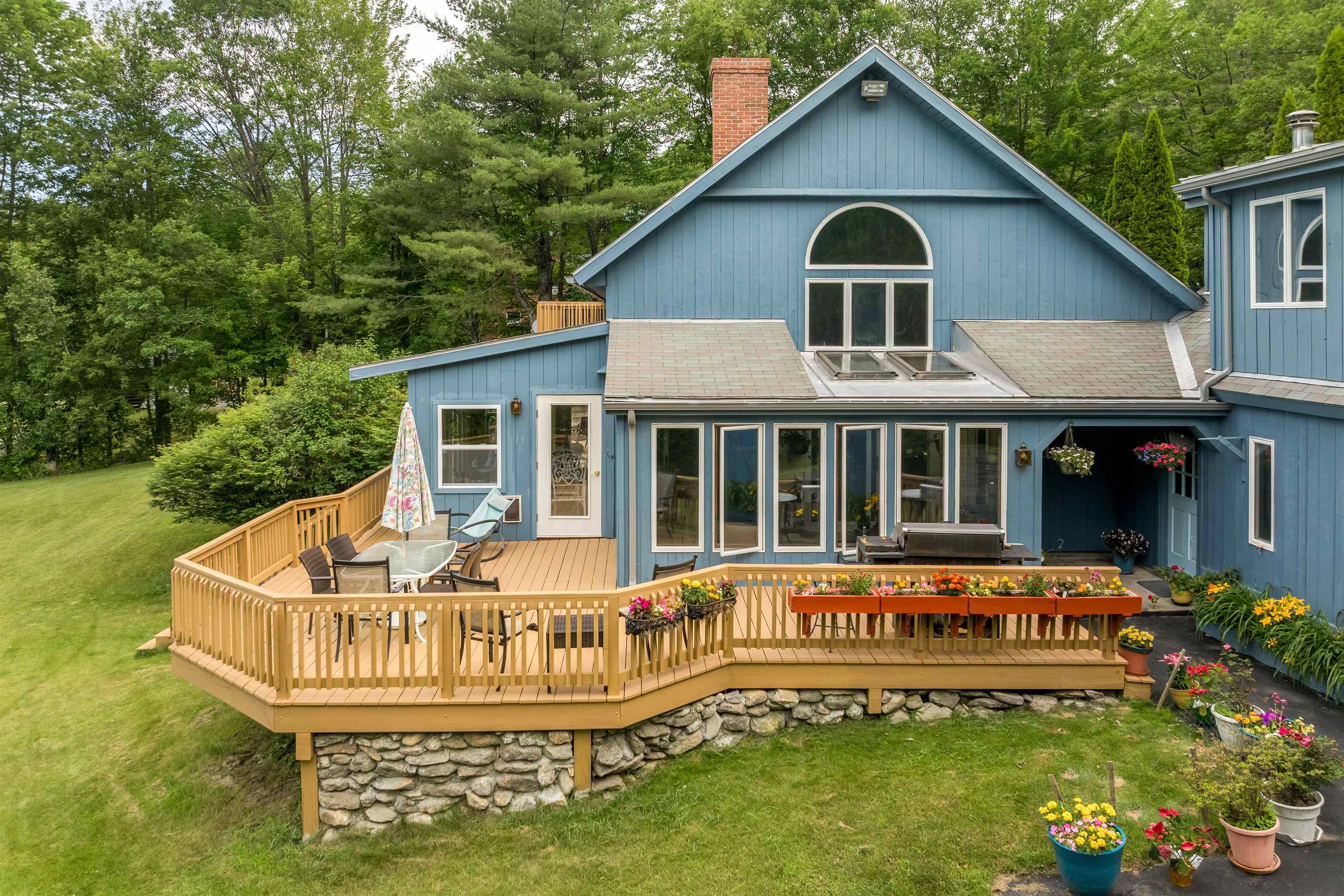 Newport, New Hampshire, 03773, United States, 4 Bedrooms Bedrooms, ,2 BathroomsBathrooms,Residential,For Sale,1891399