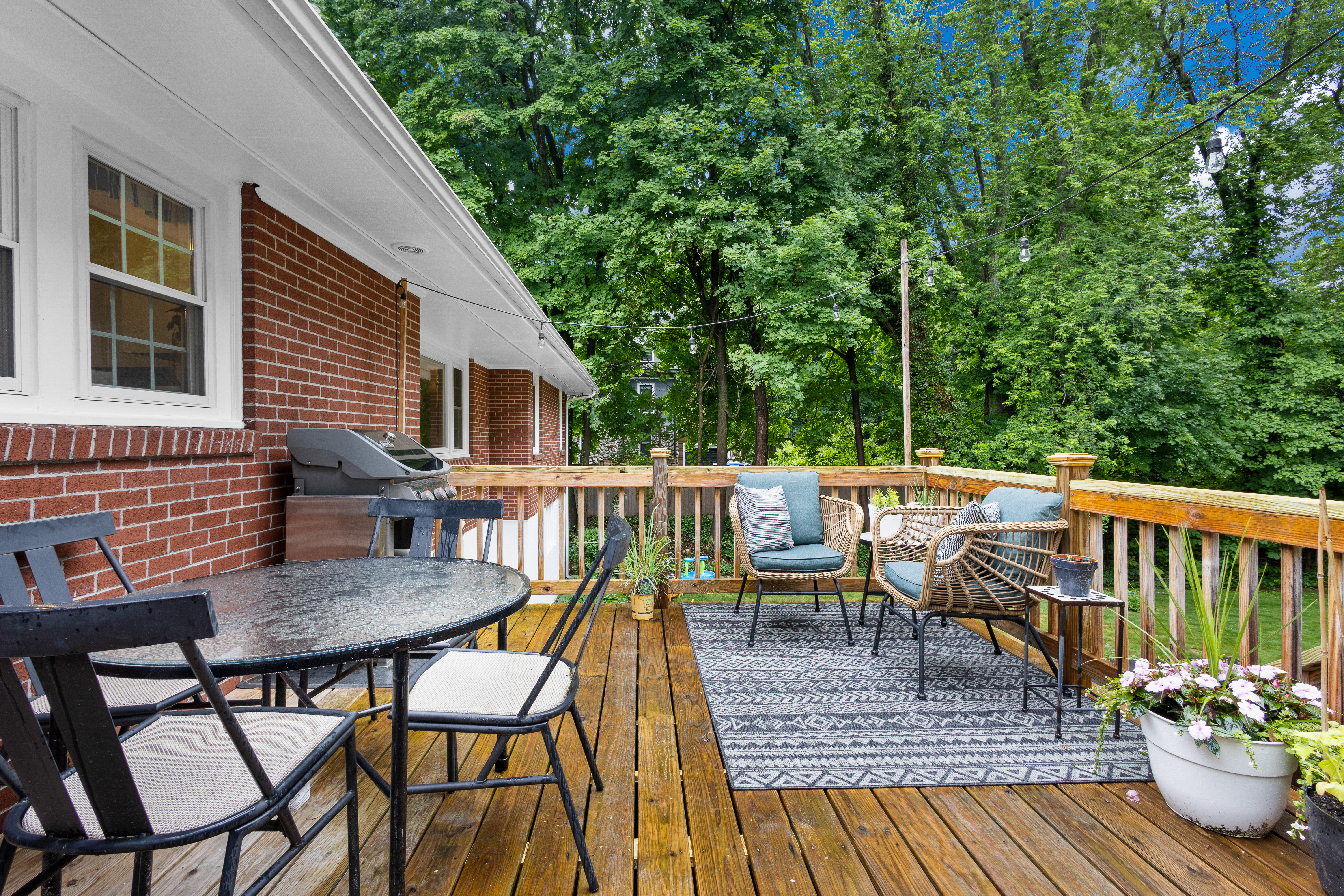  115 Walnut Street, Dedham, MA, 02026 - 物件實景