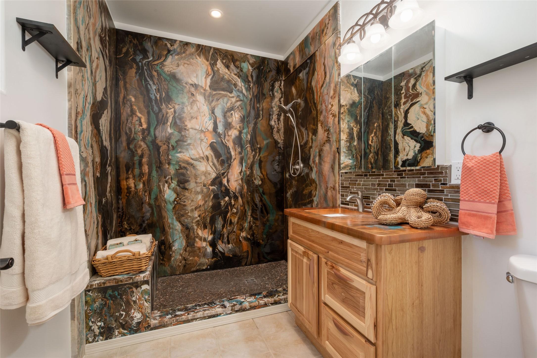 Santa Fe, New Mexico, 87507, United States, 3 Bedrooms Bedrooms, ,2 BathroomsBathrooms,Residential,For Sale,1877407