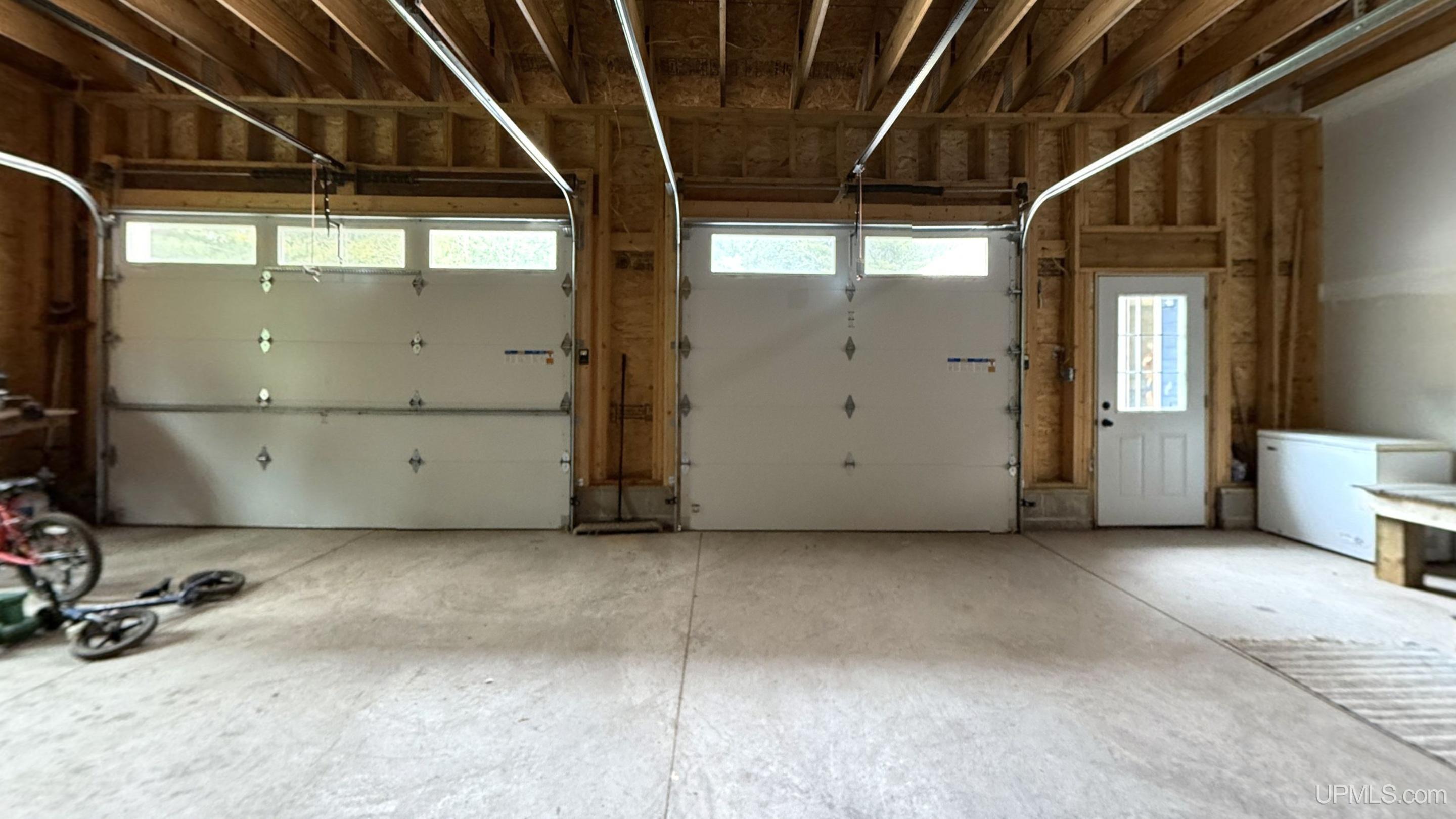 Hancock, Michigan, 49930, United States, 3 Bedrooms Bedrooms, ,3 BathroomsBathrooms,Residential,For Sale,1901071