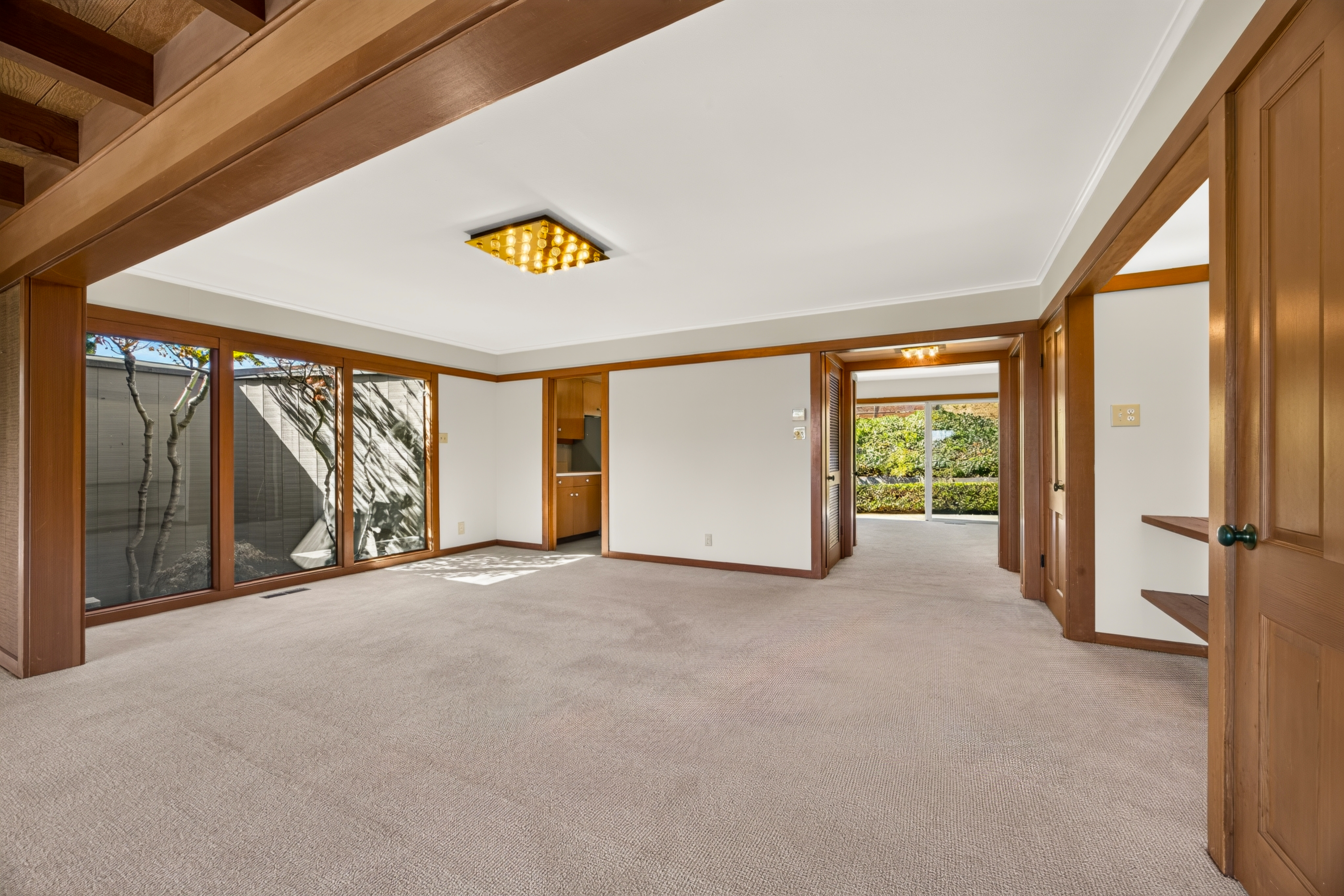  Mid-Century Character. Bay Views. A Rare Tiburon Opportunity - 物件實景