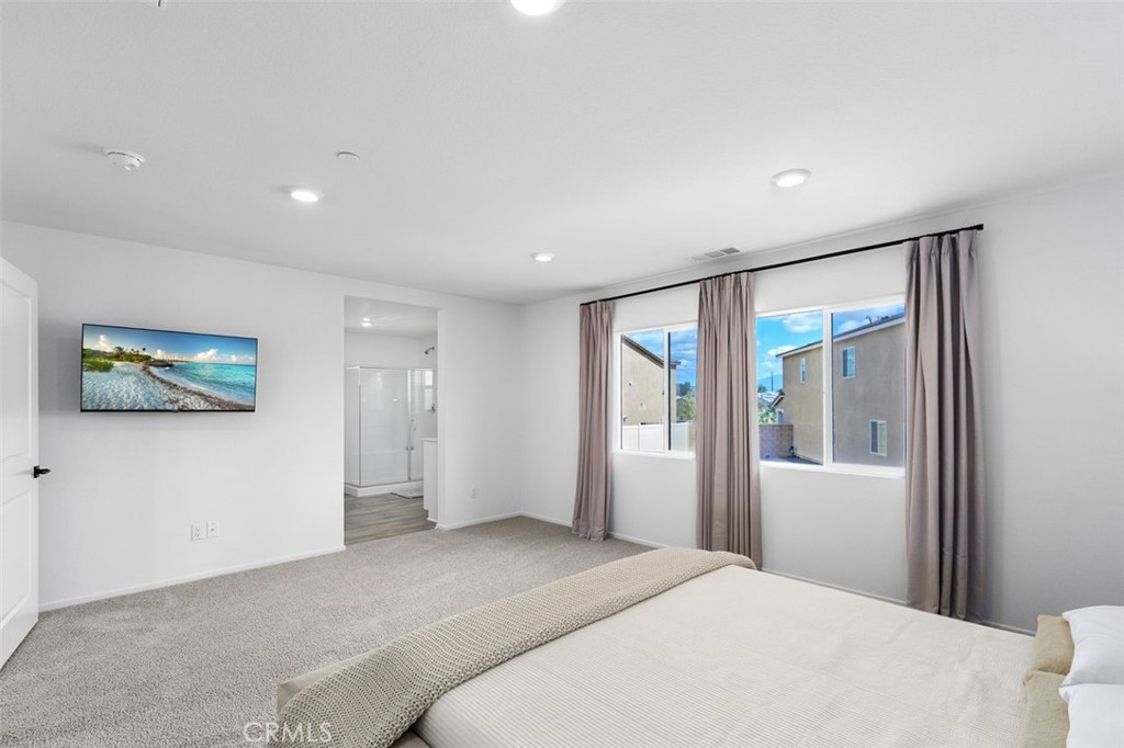 Winchester, California, 92596, United States, 5 Bedrooms Bedrooms, ,3 BathroomsBathrooms,Residential,For Sale,1986511