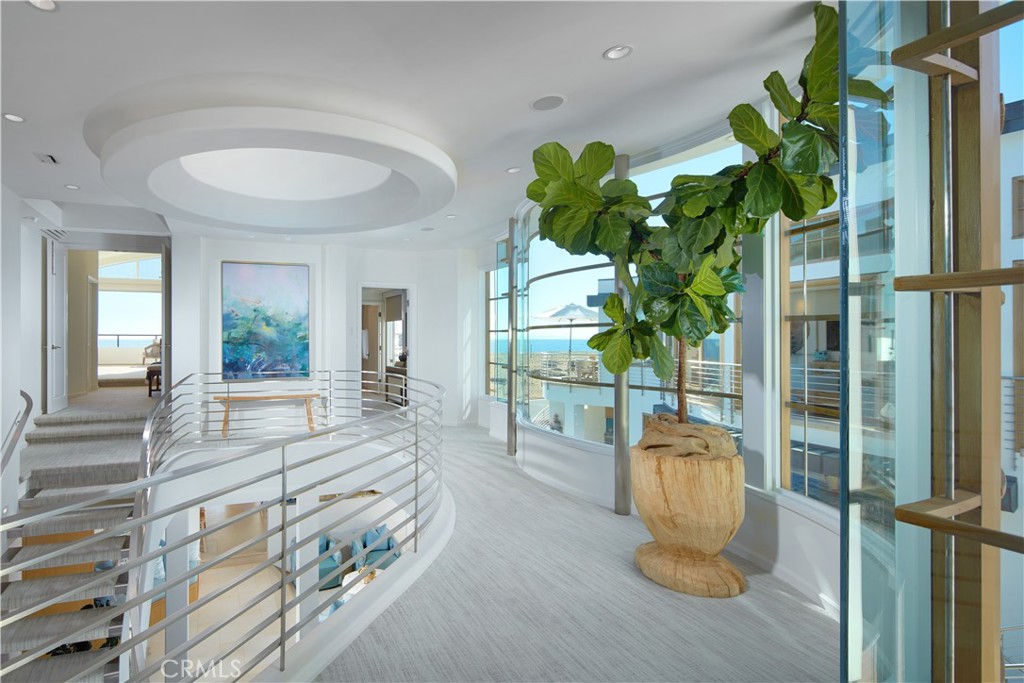 Newport Beach, California, 92661, United States, 7 Bedrooms Bedrooms, ,11 BathroomsBathrooms,Residential,For Sale,1877101
