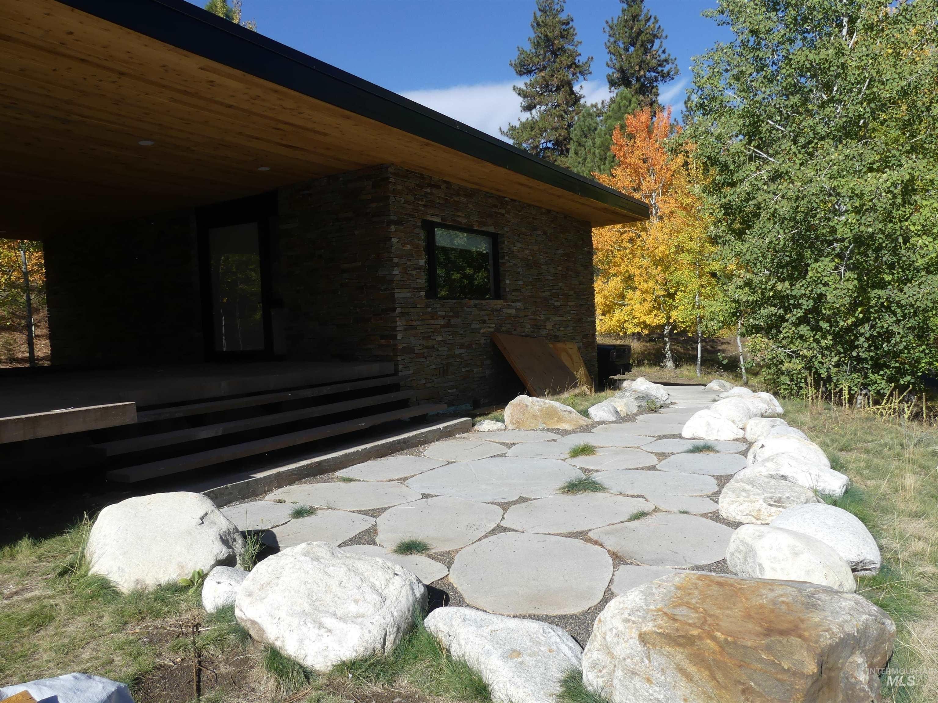 New Meadows, Idaho, 83654, United States, 4 Bedrooms Bedrooms, ,4 BathroomsBathrooms,Residential,For Sale,1980814