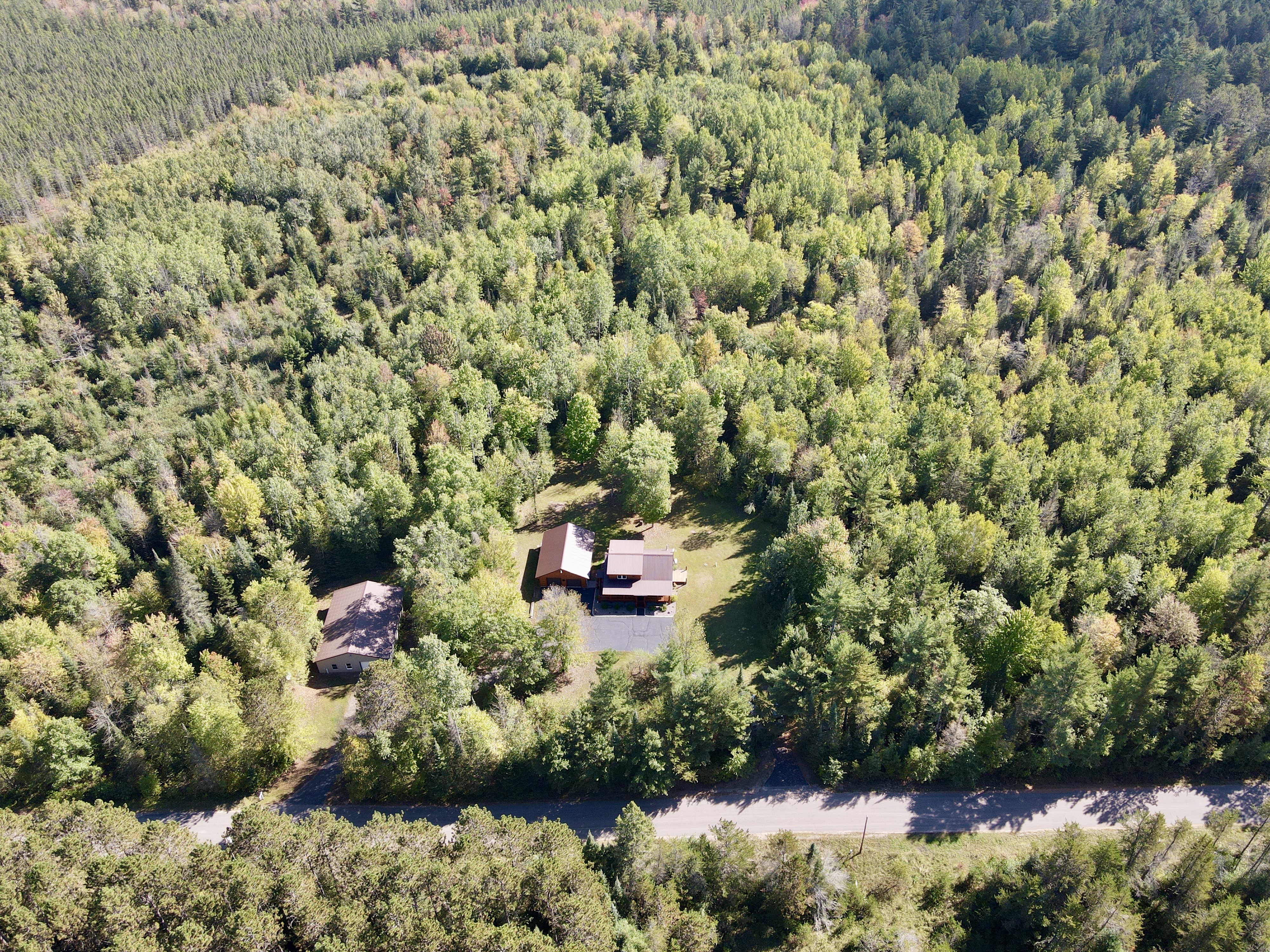 Tomahawk, Wisconsin, 54487, United States, 2 Bedrooms Bedrooms, ,2 BathroomsBathrooms,Residential,For Sale,1975533