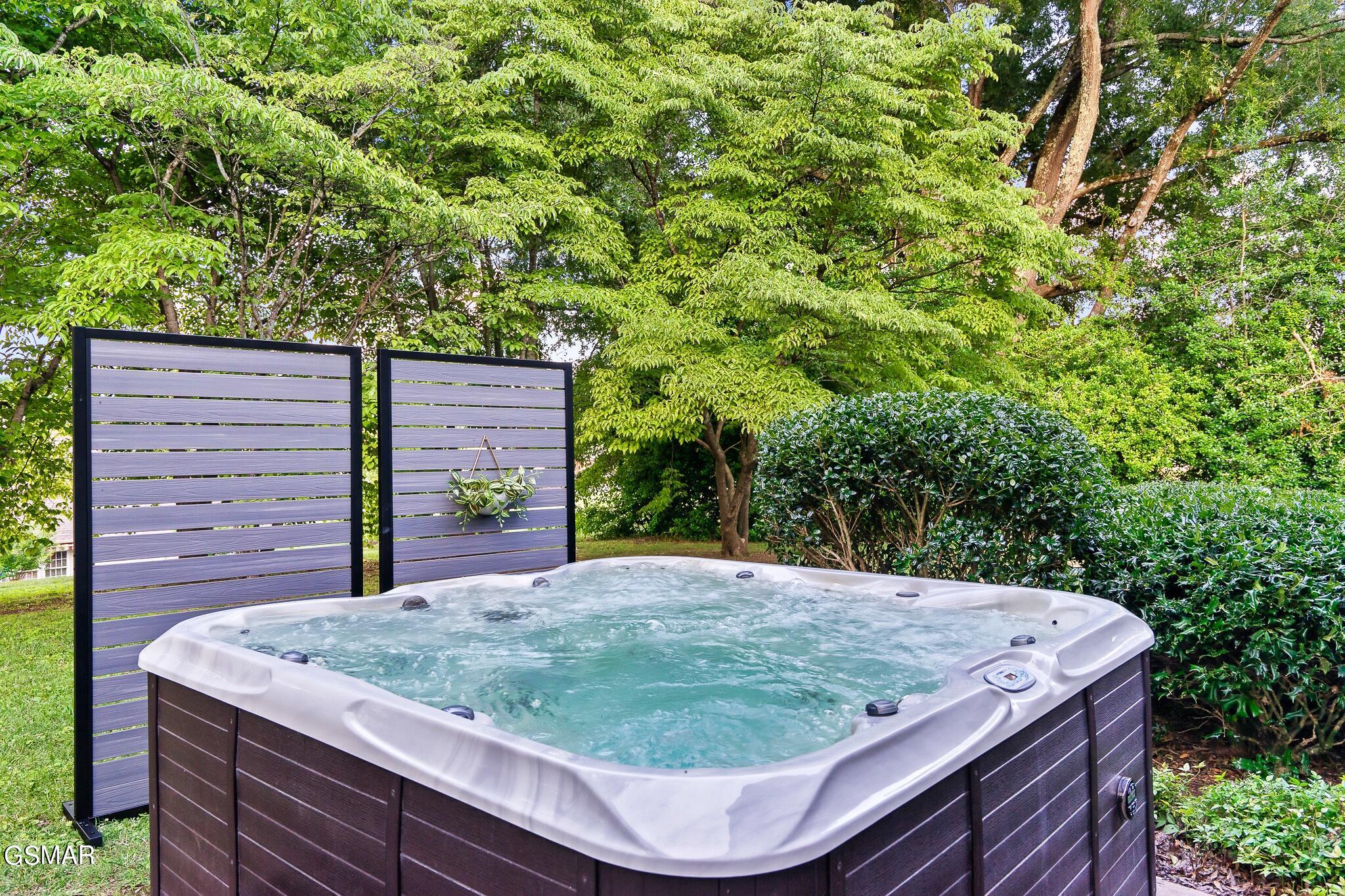 Sevierville, Tennessee, 37862, United States, 6 Bedrooms Bedrooms, ,9 BathroomsBathrooms,Residential,For Sale,1973767