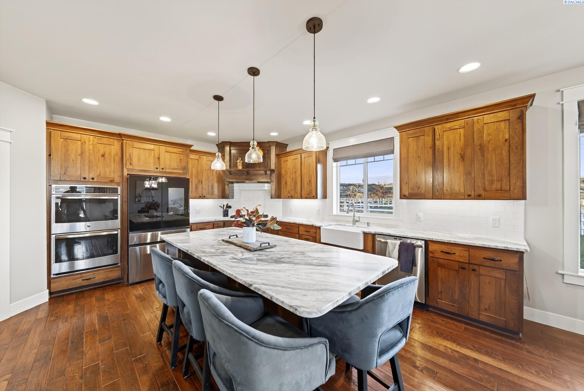 Prosser, Washington, 99350, United States, 3 Bedrooms Bedrooms, ,1 BathroomBathrooms,Residential,For Sale,1998379