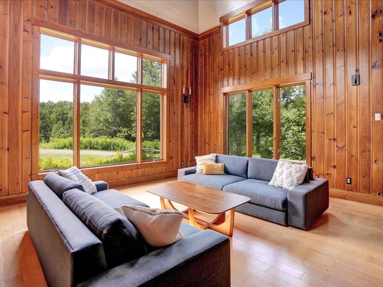 Morristown, Vermont, 05661, United States, 3 Bedrooms Bedrooms, ,3 BathroomsBathrooms,Residential,For Sale,1916736