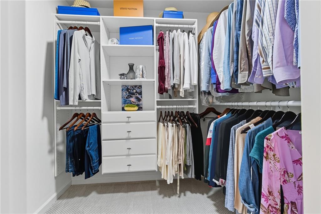 Alpharetta, Georgia, 30005, United States, 4 Bedrooms Bedrooms, ,6 BathroomsBathrooms,Residential,For Sale,1983404