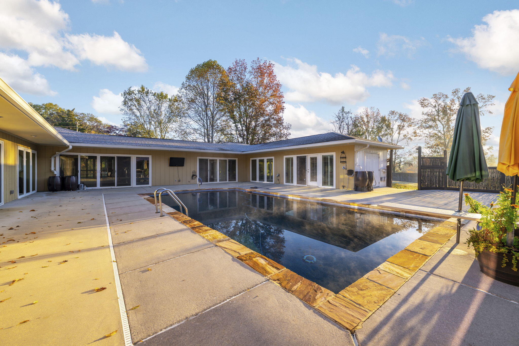 Cleveland, Tennessee, 37312, United States, 3 Bedrooms Bedrooms, ,4 BathroomsBathrooms,Residential,For Sale,1988067