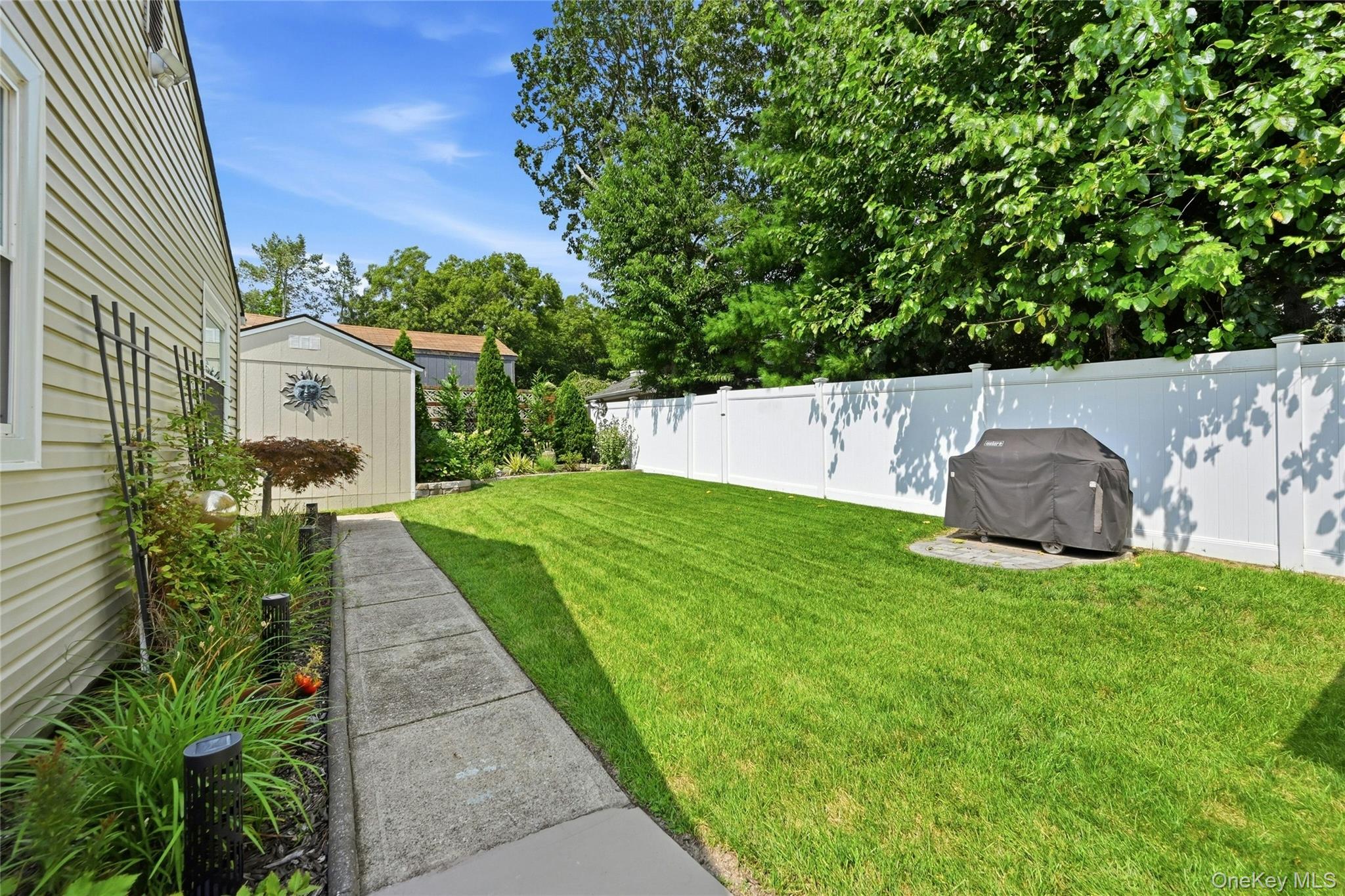  139 N Summit Avenue, Patchogue, NY, 11772 - 物件實景