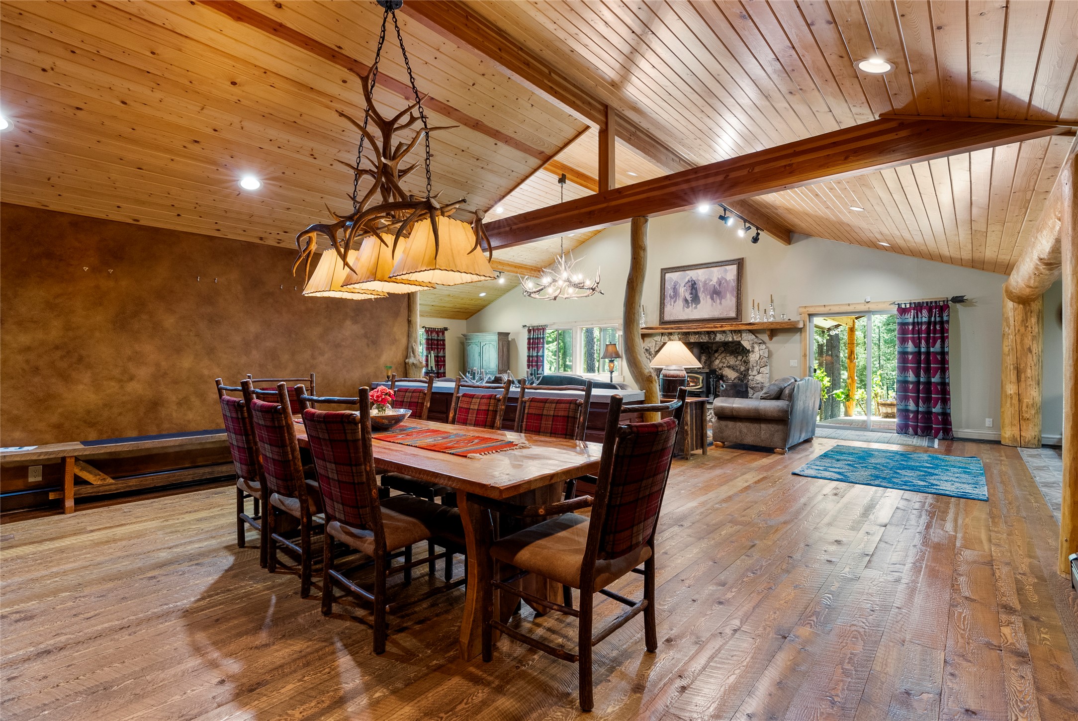  594 Bunkhouse Road - 物件實景