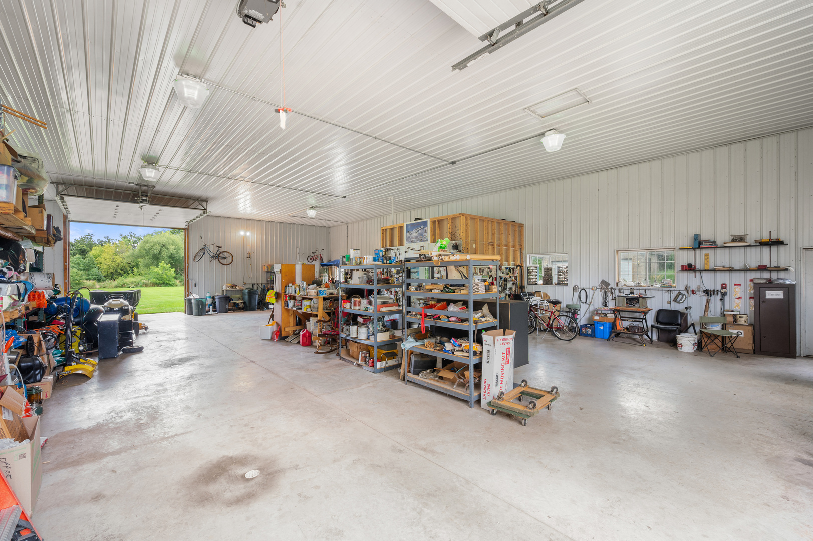 Sycamore, Illinois, 60178, United States, 5 Bedrooms Bedrooms, ,3 BathroomsBathrooms,Residential,For Sale,1904225
