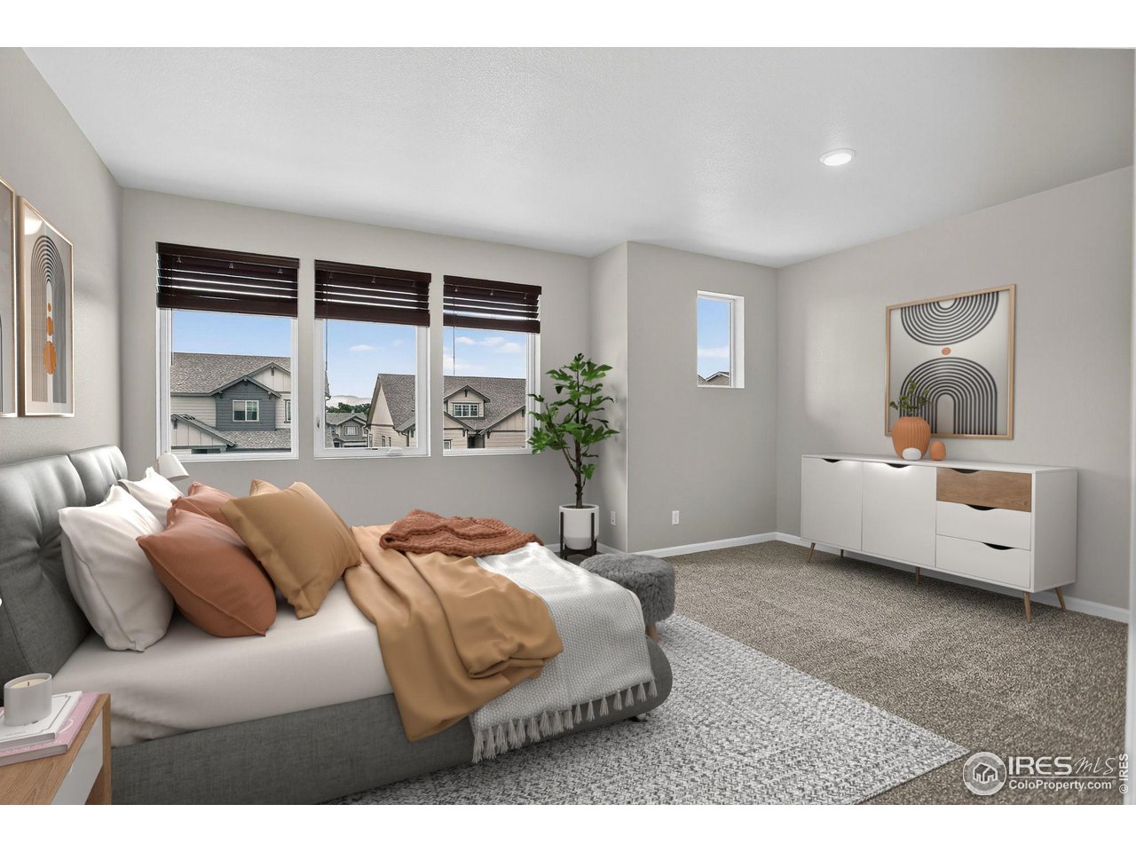 Mead, Colorado, 80542, United States, 5 Bedrooms Bedrooms, ,3 BathroomsBathrooms,Residential,For Sale,1996788