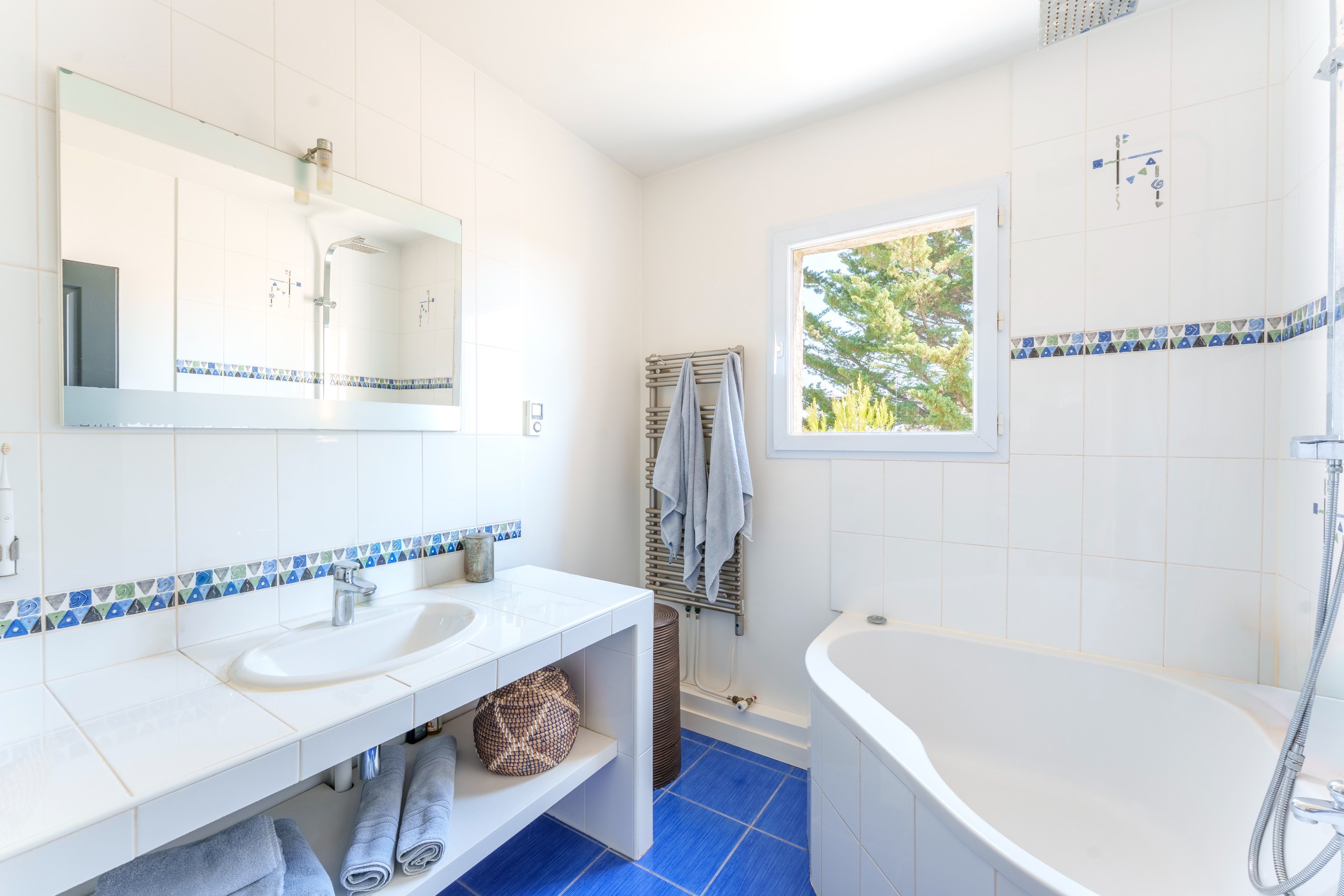  Exceptional Villa with Sea Views just steps from the Beach - 物件實景