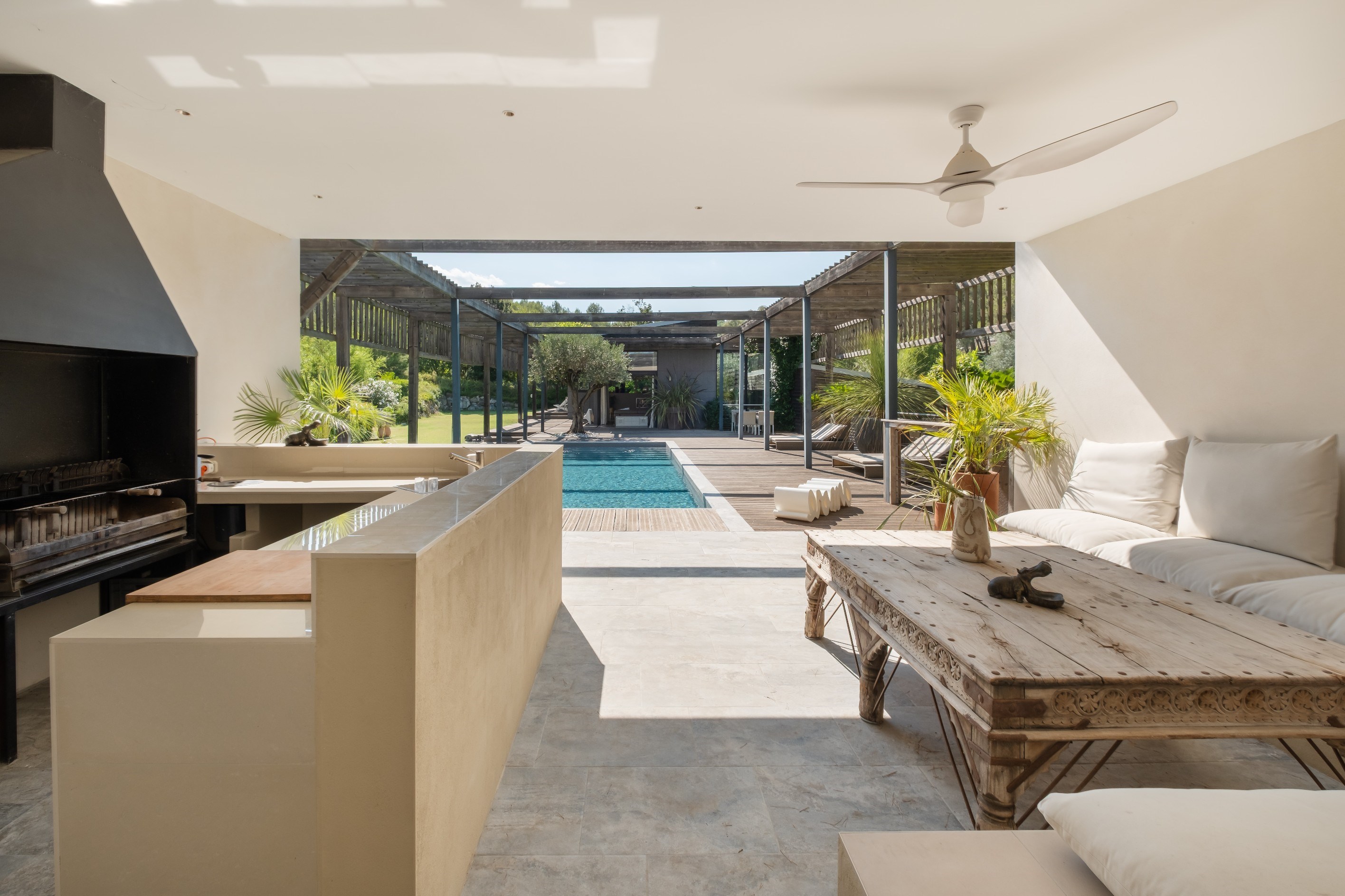  An Exceptional Architect-Designed Villa on the Outskirts of Montpellier - 物件實景