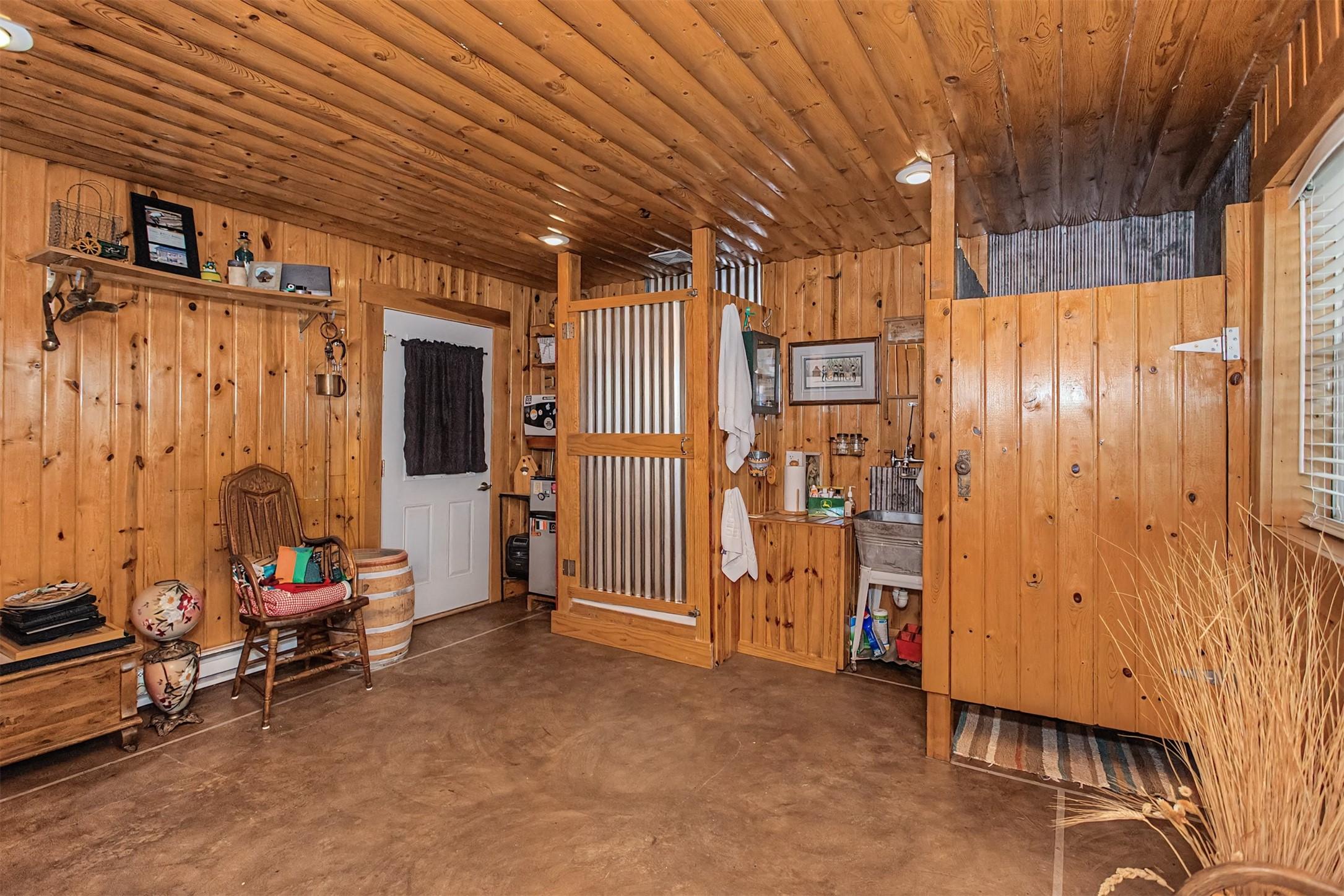 Maxwell, Iowa, 50161, United States, 2 Bedrooms Bedrooms, ,2 BathroomsBathrooms,Residential,For Sale,2037960