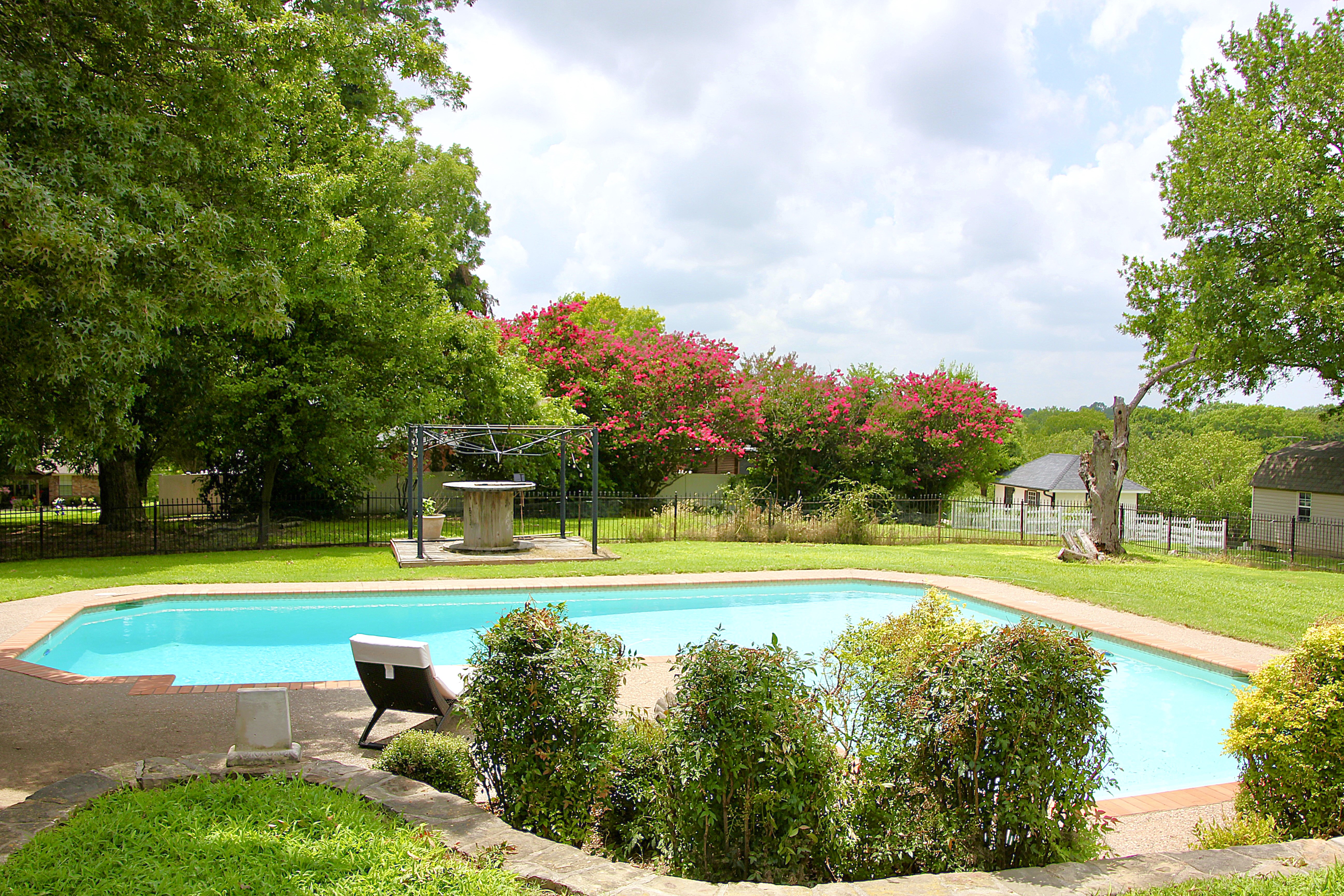 Sherman, Texas, 75495, United States, 4 Bedrooms Bedrooms, ,3 BathroomsBathrooms,Residential,For Sale,1913206