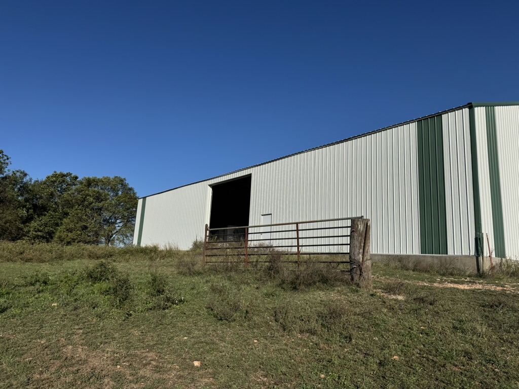 Pierce City, Missouri, 65723, United States, 2 Bedrooms Bedrooms, ,2 BathroomsBathrooms,Residential,For Sale,1987385