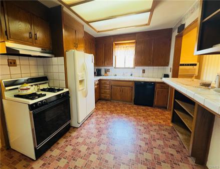 Riverside, California, 92503, United States, 3 Bedrooms Bedrooms, ,1 BathroomBathrooms,Residential,For Sale,1980725