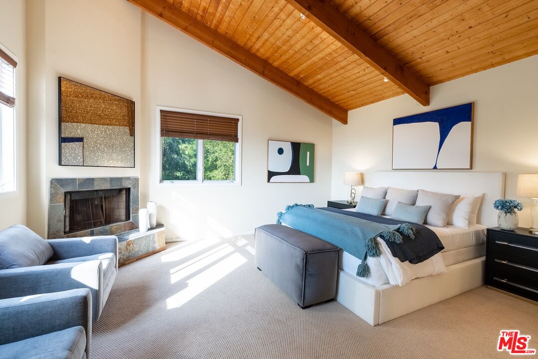 Topanga, California, 90290, United States, 4 Bedrooms Bedrooms, ,5 BathroomsBathrooms,Residential,For Sale,1796839