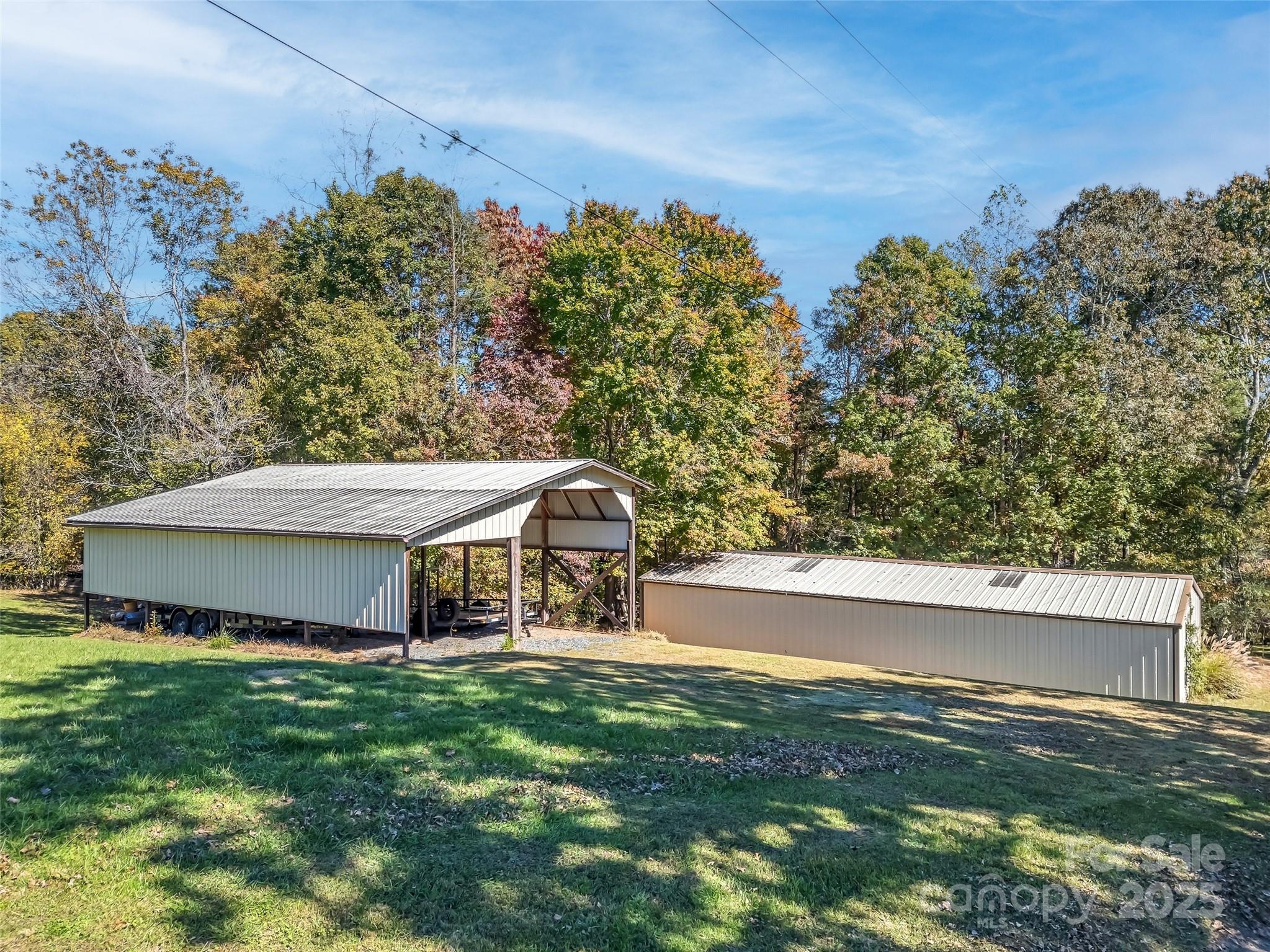 Candler, North Carolina, 28715, United States, 4 Bedrooms Bedrooms, ,3 BathroomsBathrooms,Residential,For Sale,1983385