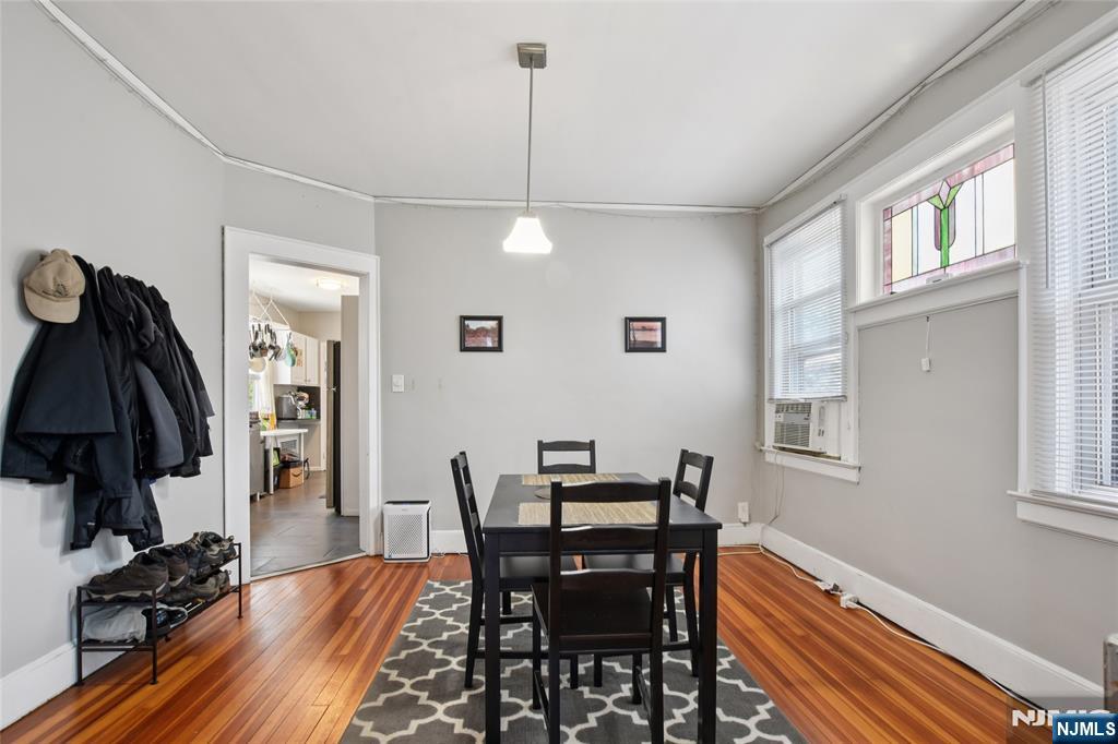Bloomfield, New Jersey, 07003, United States, 4 Bedrooms Bedrooms, ,2 BathroomsBathrooms,Residential,For Sale,1897617