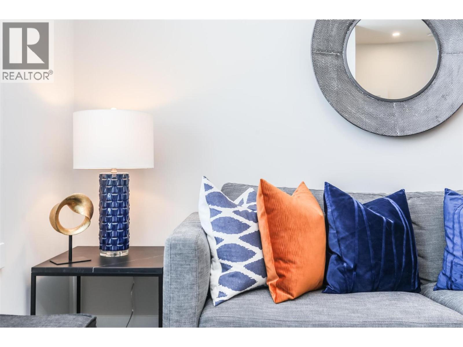 KELOWNA, British Columbia, V1V 0H2, CA, 3 Bedrooms Bedrooms, ,2 BathroomsBathrooms,Residential,For Sale,1961445