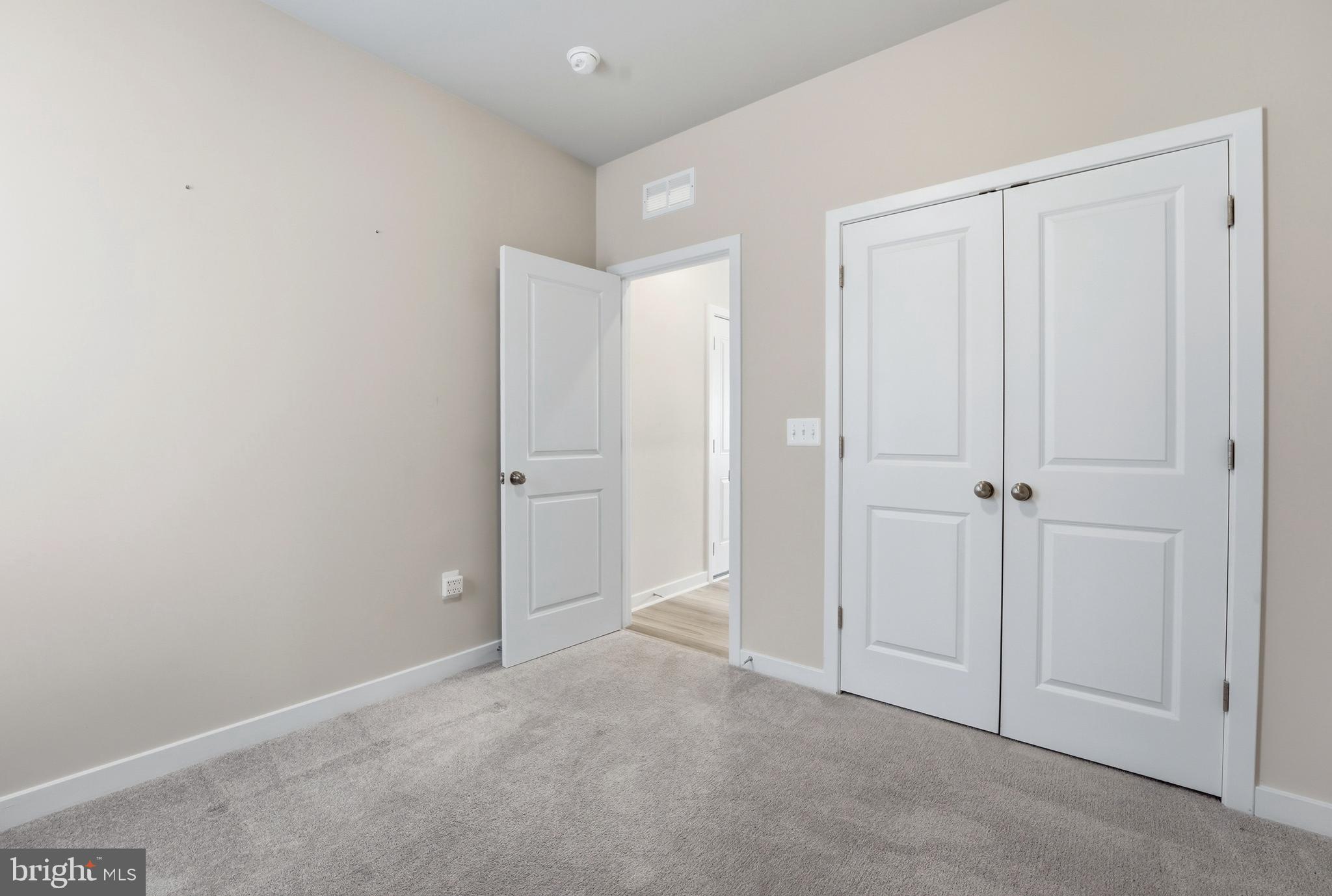 Jeffersonton, Virginia, 22724, United States, 4 Bedrooms Bedrooms, ,3 BathroomsBathrooms,Residential,For Sale,2005610