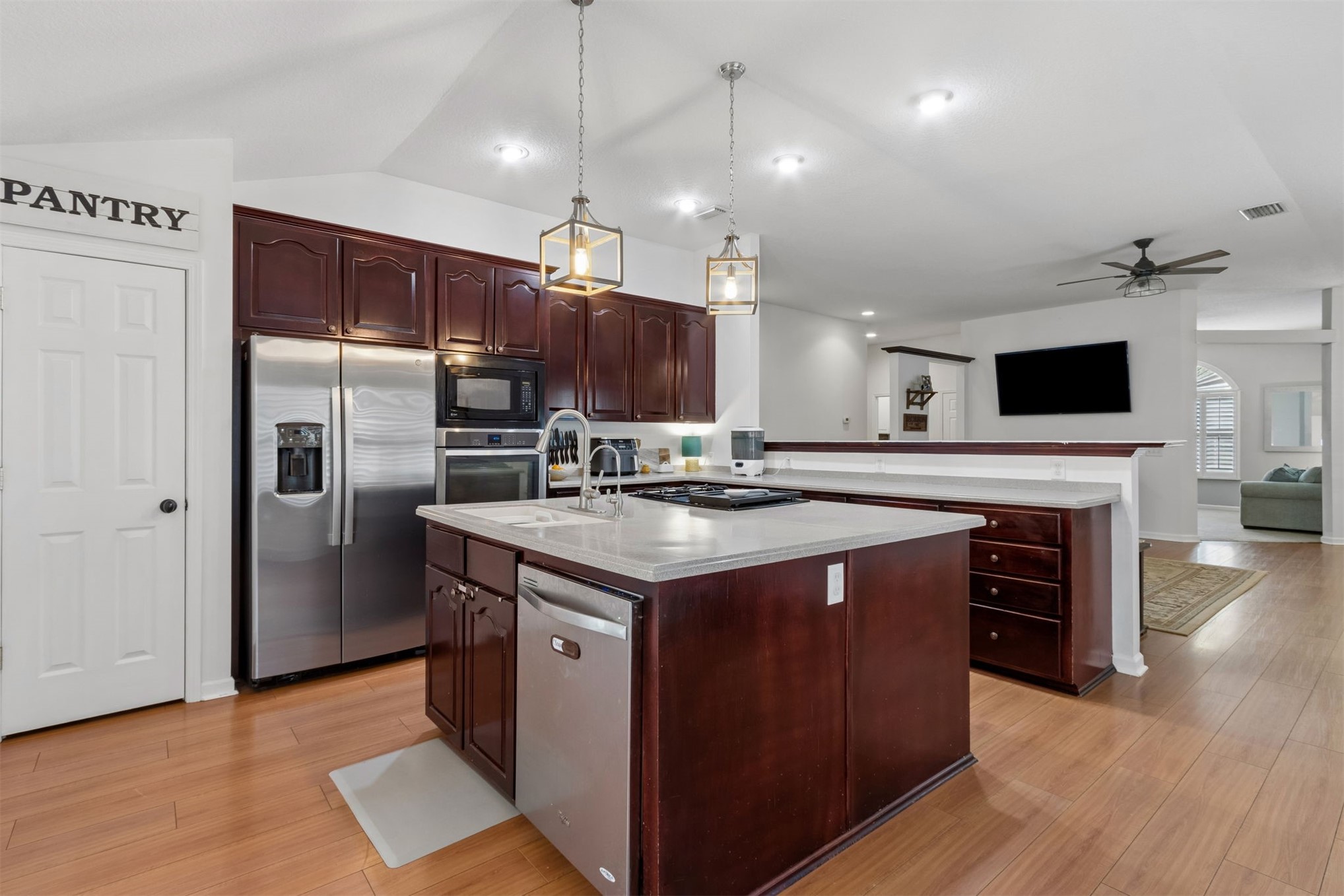 Yulee, Florida, 32097, United States, 3 Bedrooms Bedrooms, ,2 BathroomsBathrooms,Residential,For Sale,2048353