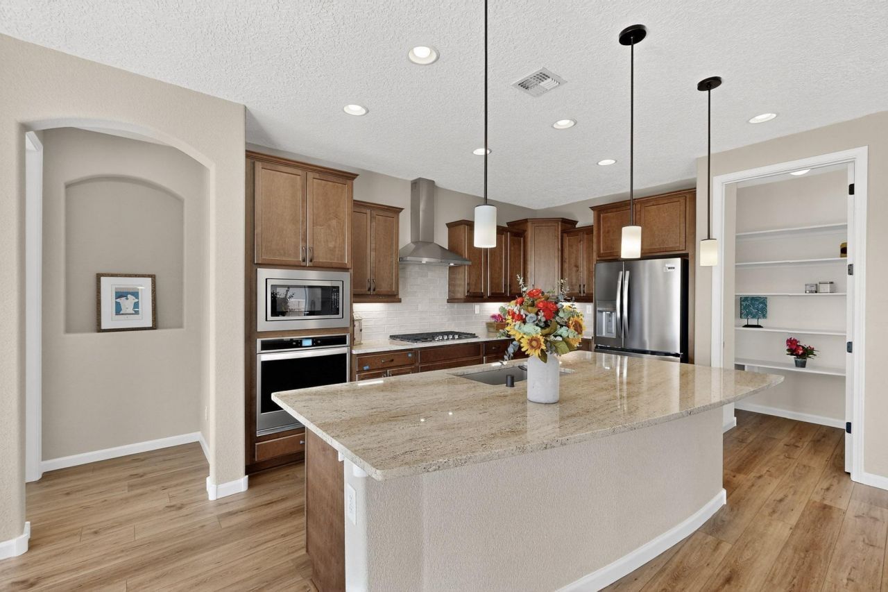 Albuquerque, New Mexico, 87120, United States, 3 Bedrooms Bedrooms, ,2 BathroomsBathrooms,Residential,For Sale,1996094