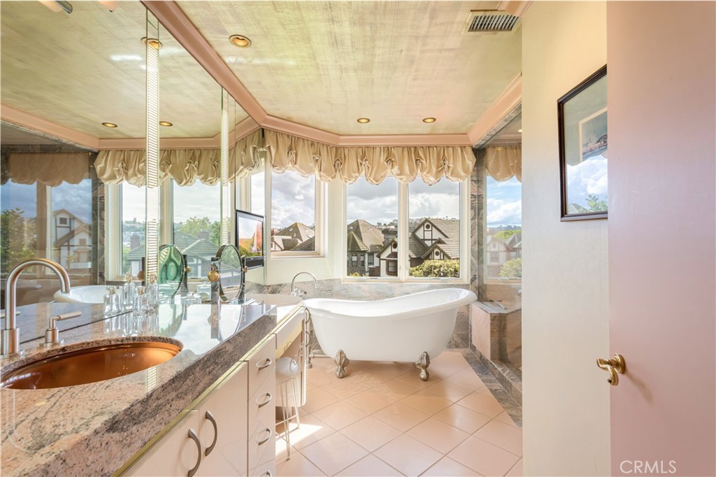 Carlsbad, California, 92009, United States, 3 Bedrooms Bedrooms, ,3 BathroomsBathrooms,Residential,For Sale,1997019