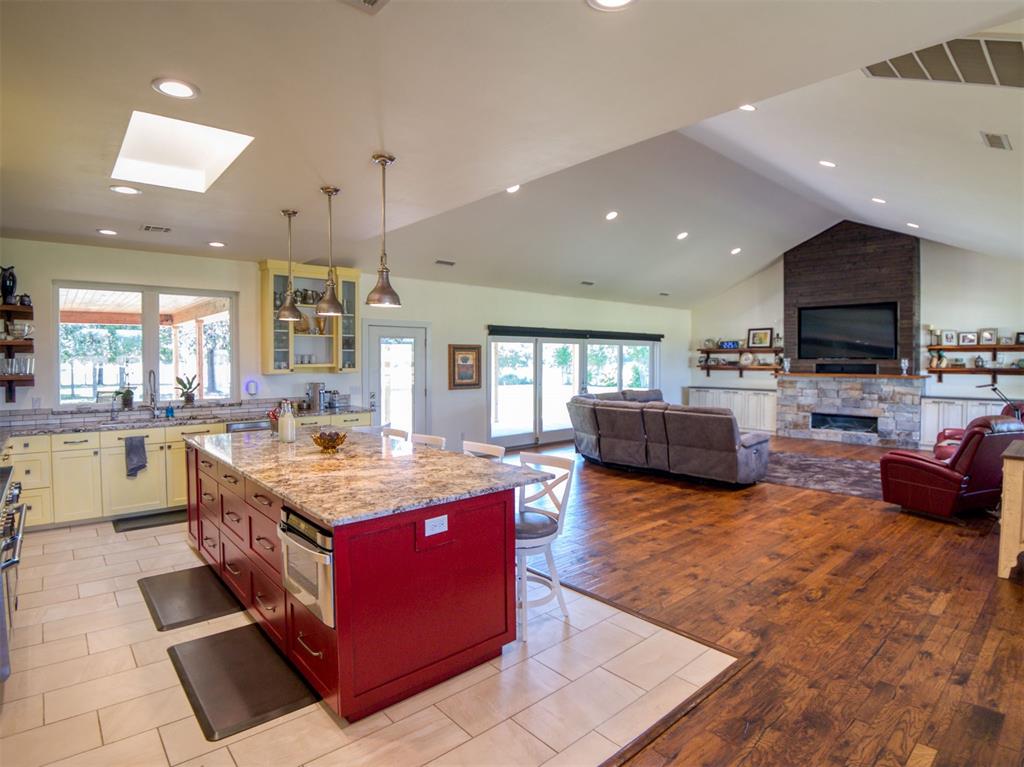 Tecumseh, Oklahoma, 74873, United States, 3 Bedrooms Bedrooms, ,3 BathroomsBathrooms,Residential,For Sale,1976601