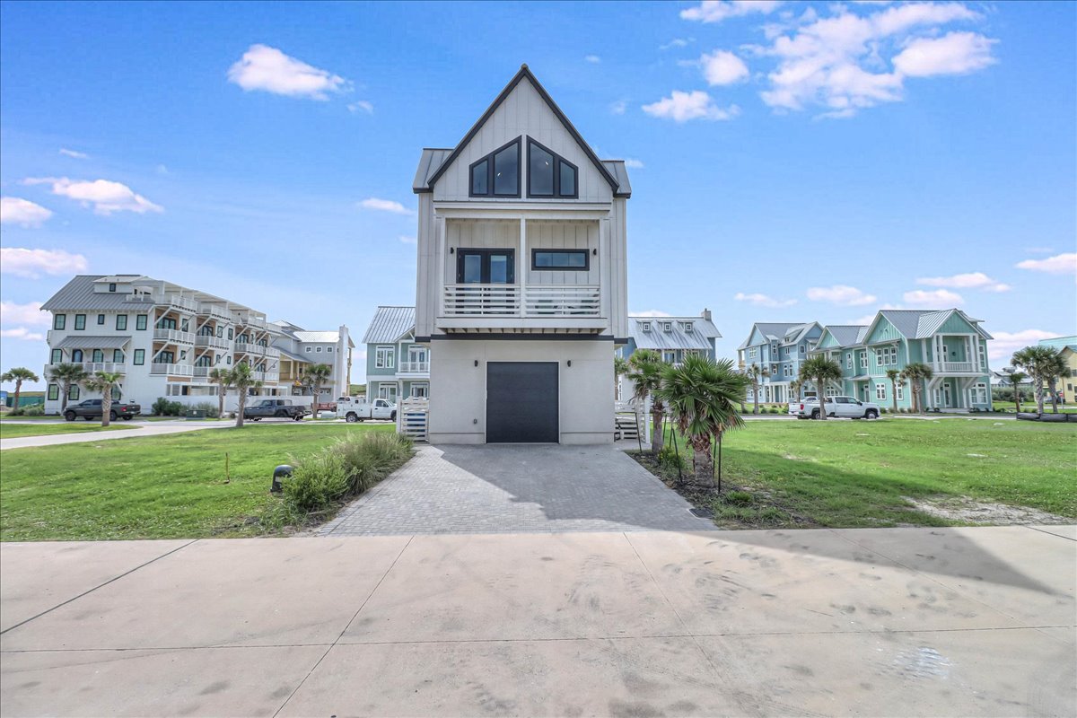 Port Aransas, Texas, 78373, United States, 3 Bedrooms Bedrooms, ,3 BathroomsBathrooms,Residential,For Sale,1979271