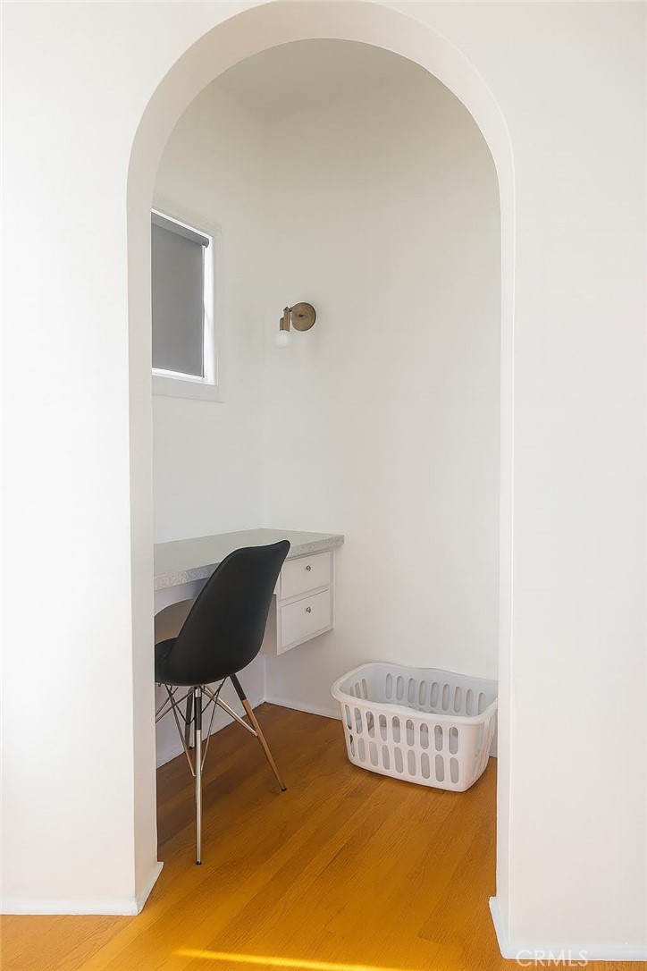 Los Angeles, California, 90019, United States, ,Residential,For Sale,1905705