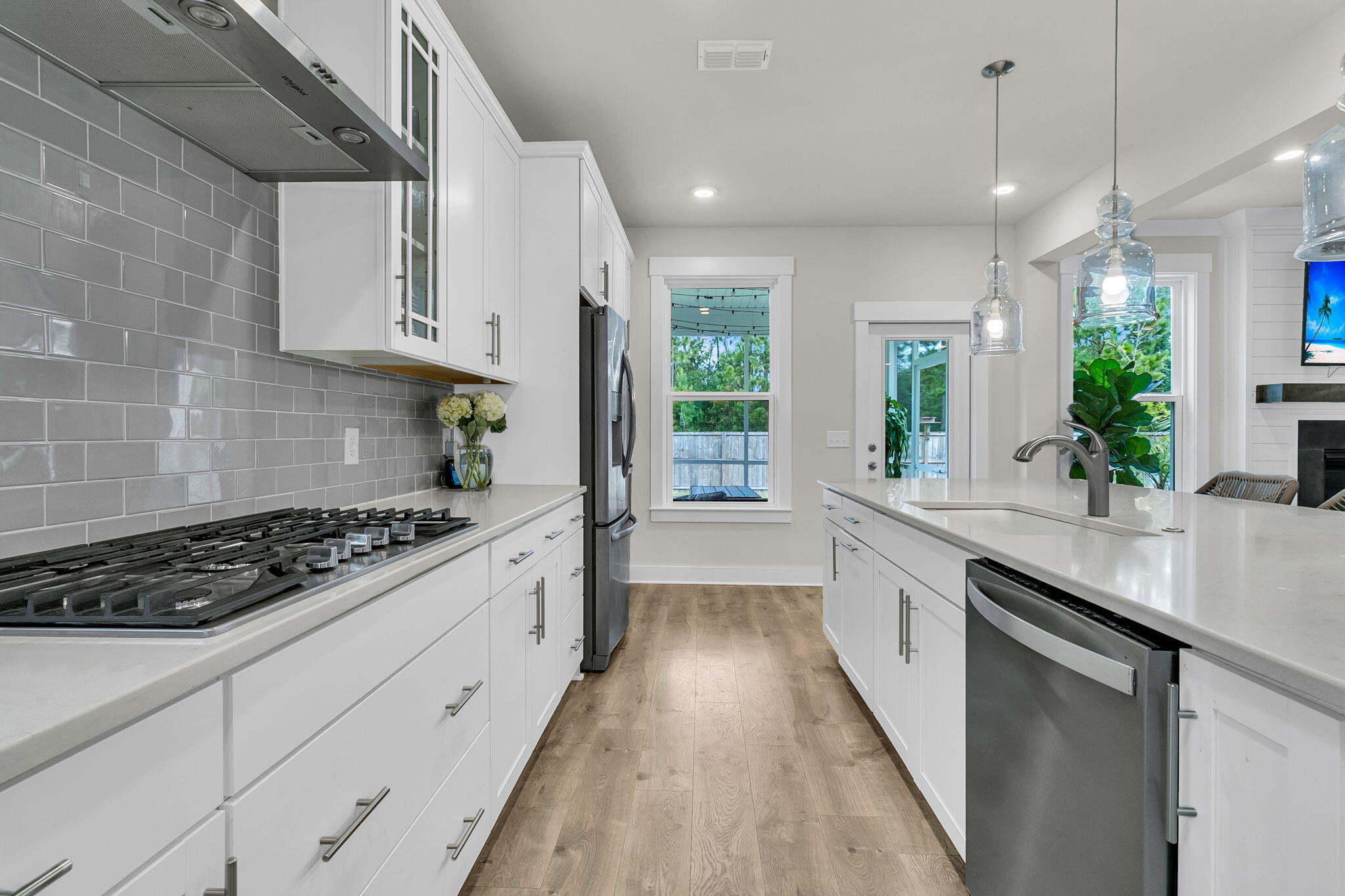 Summerville, South Carolina, 29486, United States, 4 Bedrooms Bedrooms, ,4 BathroomsBathrooms,Residential,For Sale,2005270