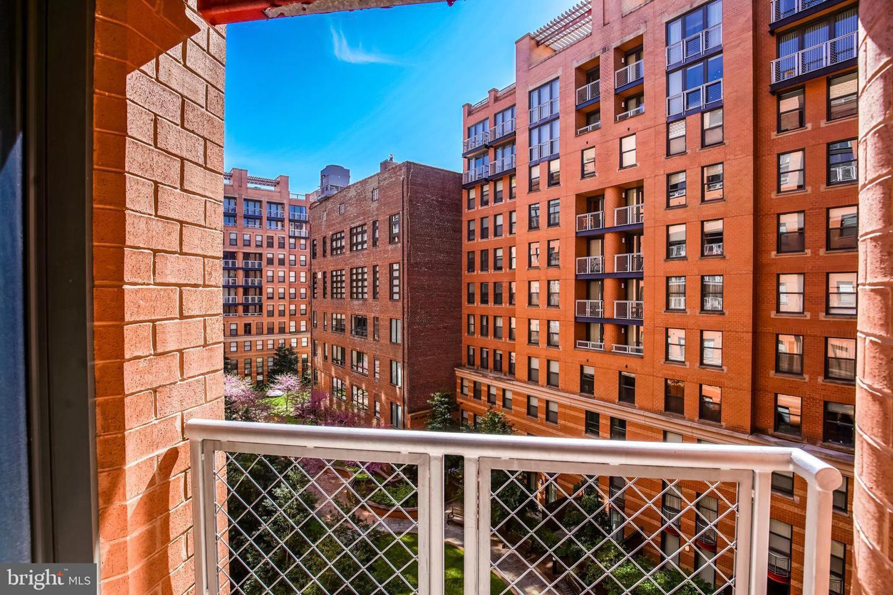  616 E E Street NW, Washington, DC, 20004 - 物件實景