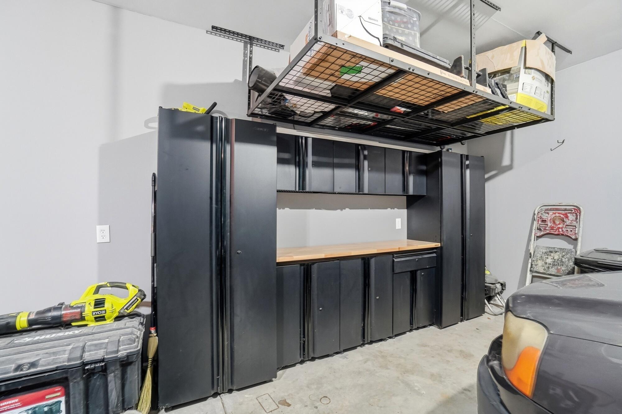 Springfield, Ohio, 45504, United States, 5 Bedrooms Bedrooms, ,3 BathroomsBathrooms,Residential,For Sale,1998267