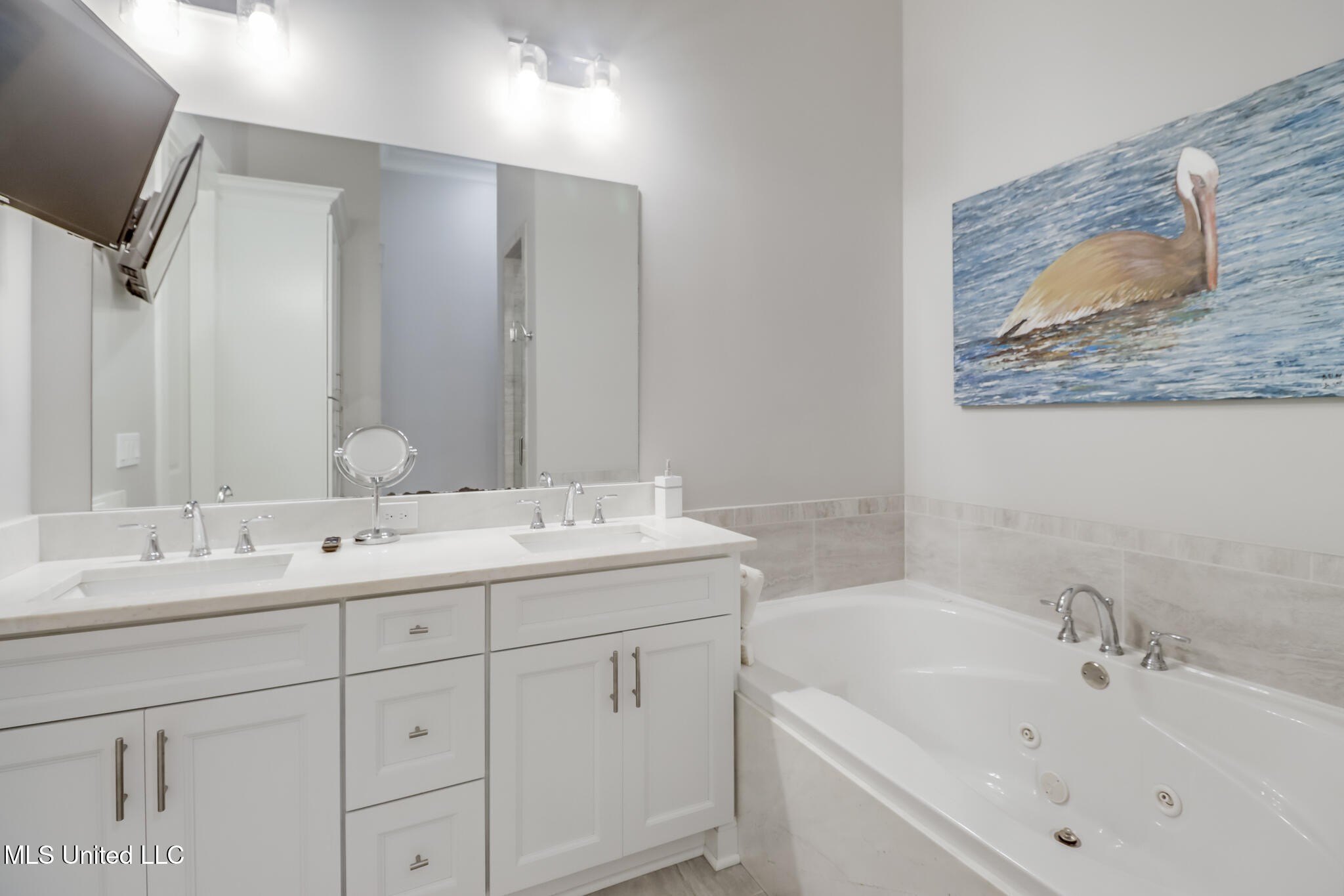 Gulfport, Mississippi, 39501, United States, 5 Bedrooms Bedrooms, ,4 BathroomsBathrooms,Residential,For Sale,1983145