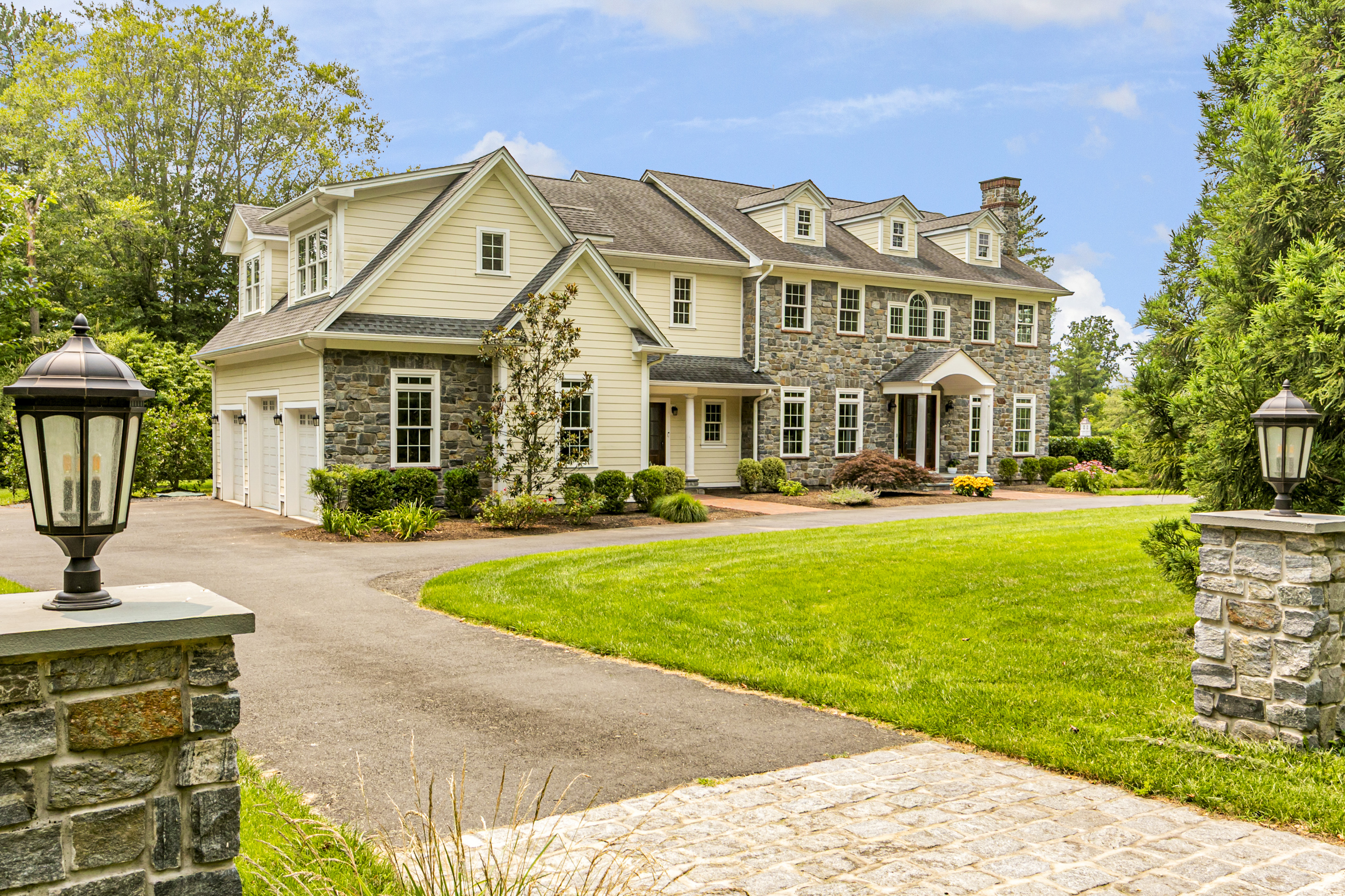  Countless Luxury Extras in the Enviable Edgerstoune Neighborhood - 物件實景